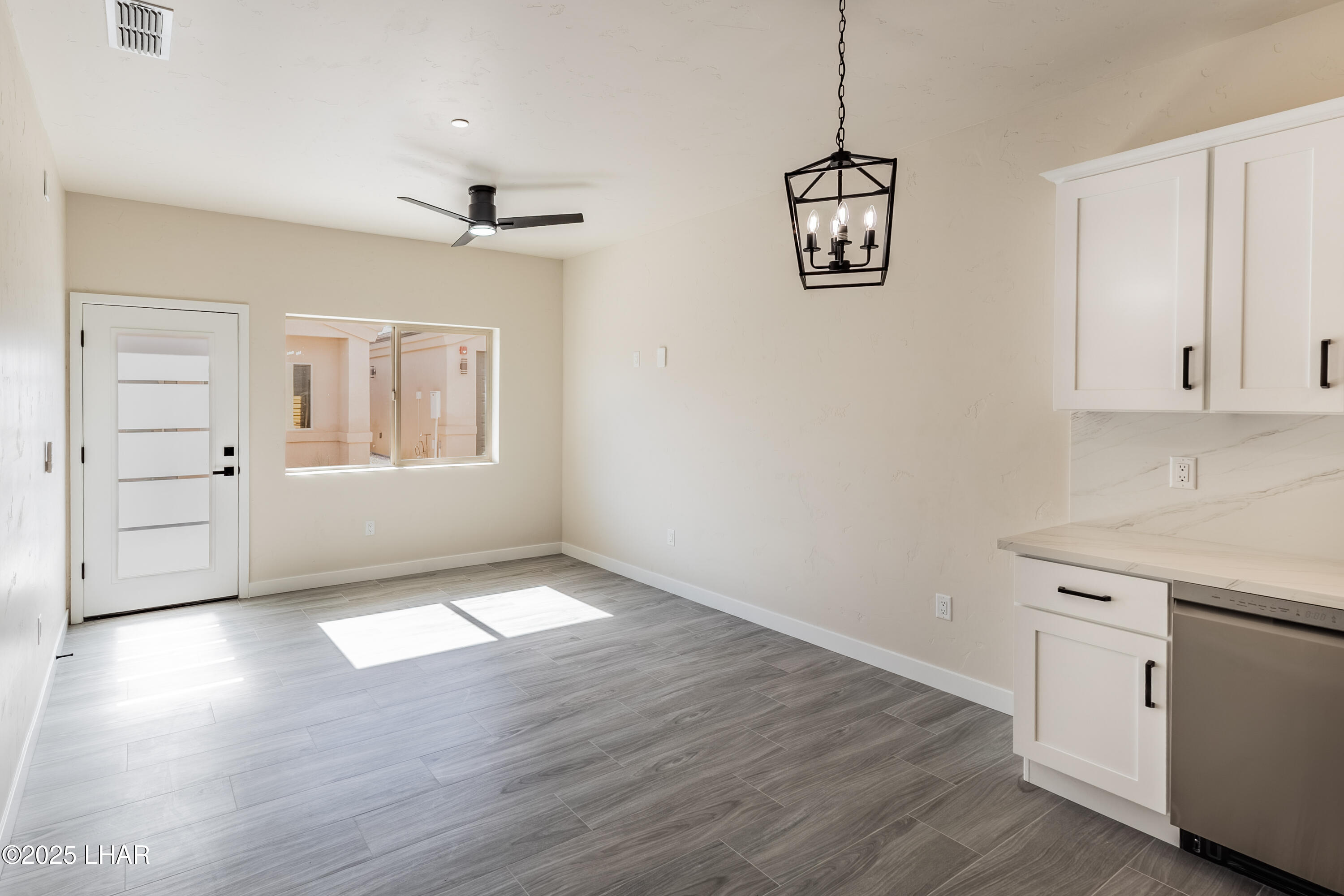 2778 Mcculloch Blvd N H Property Photo 5