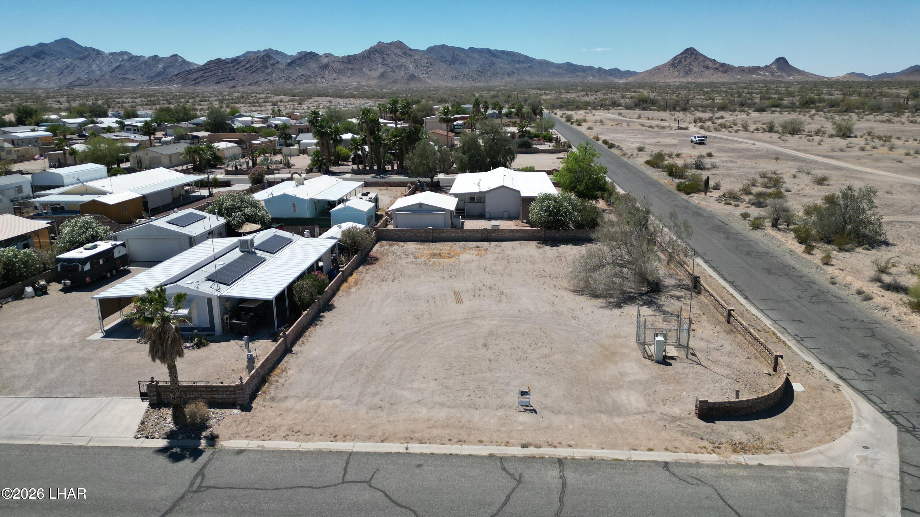 49515 Ruby Ave Property Photo 44