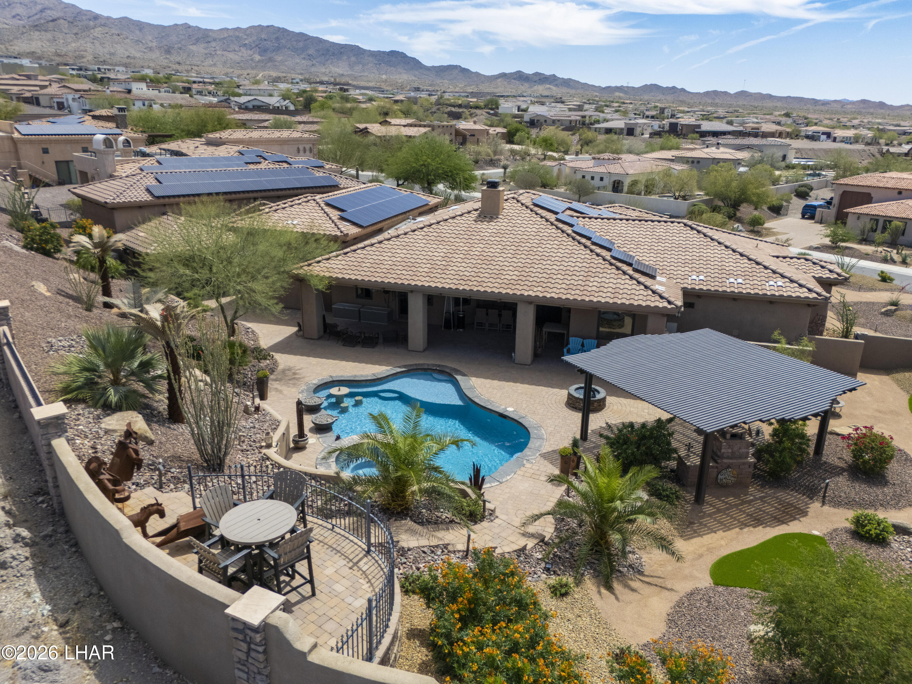 8040 Circula De Hacienda Property Photo 1
