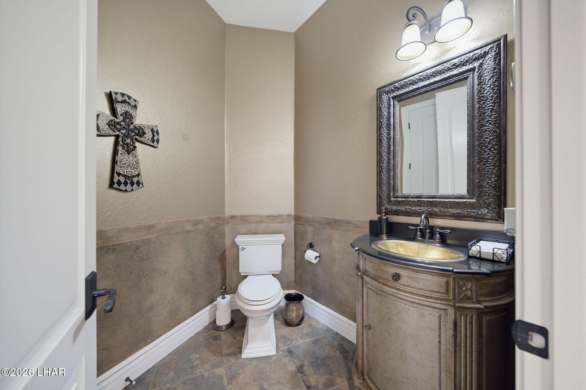 8040 Circula De Hacienda Property Photo 40