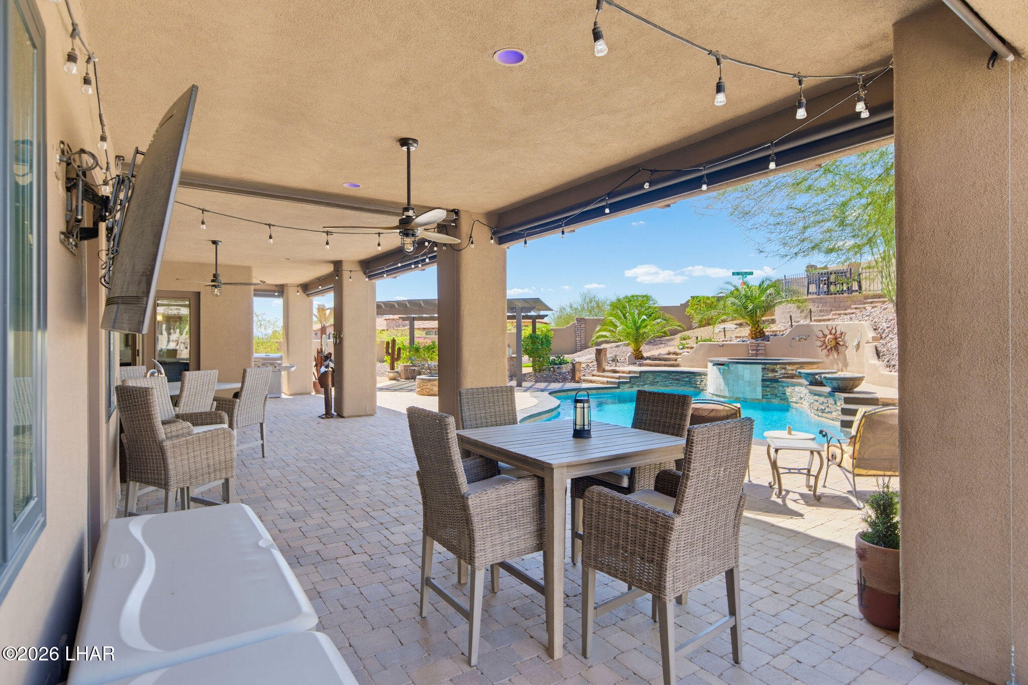 8040 Circula De Hacienda Property Photo 46