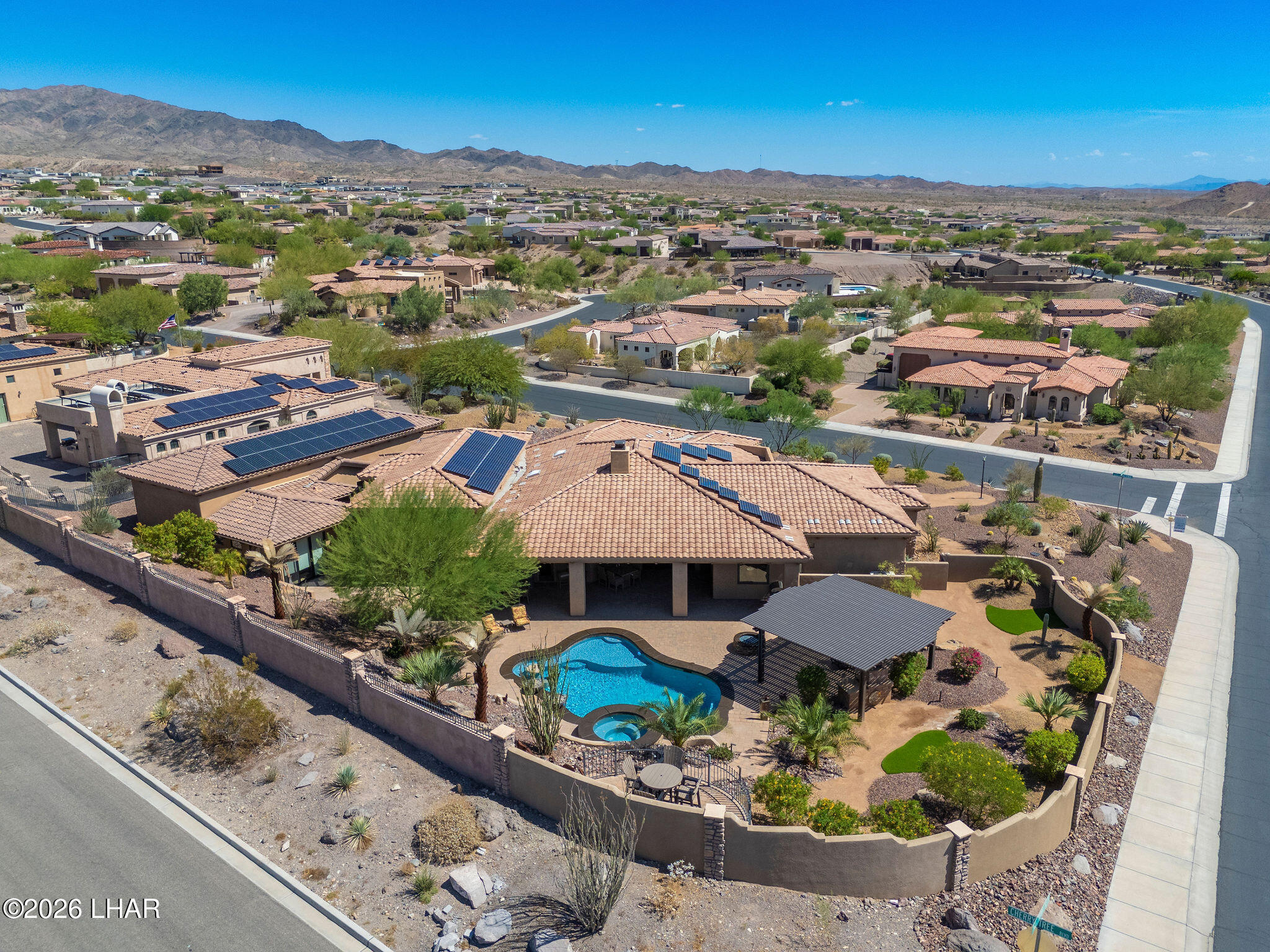 8040 Circula De Hacienda Property Photo 88