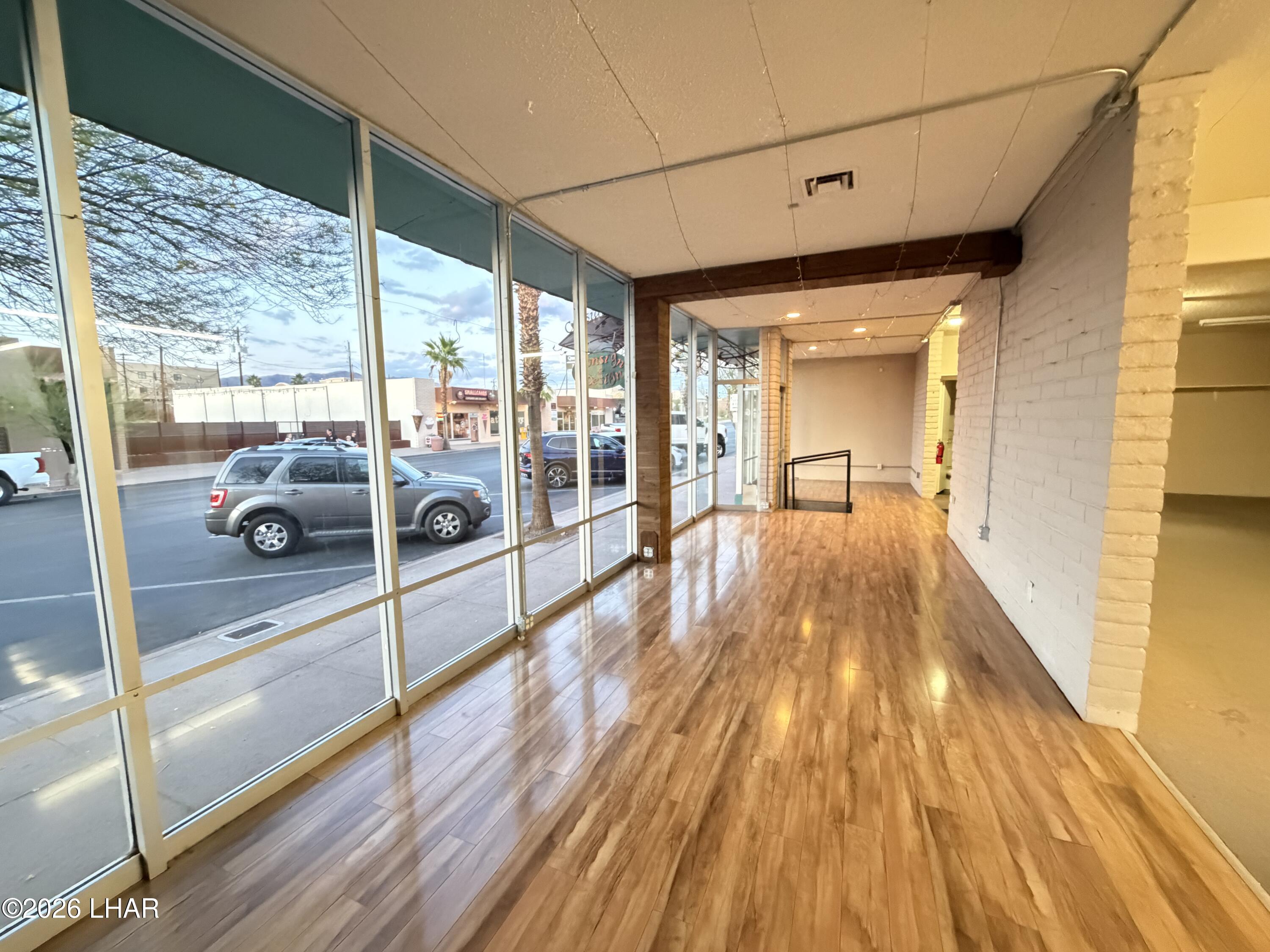 2088/2098 Mcculloch Blvd N Property Photo 13