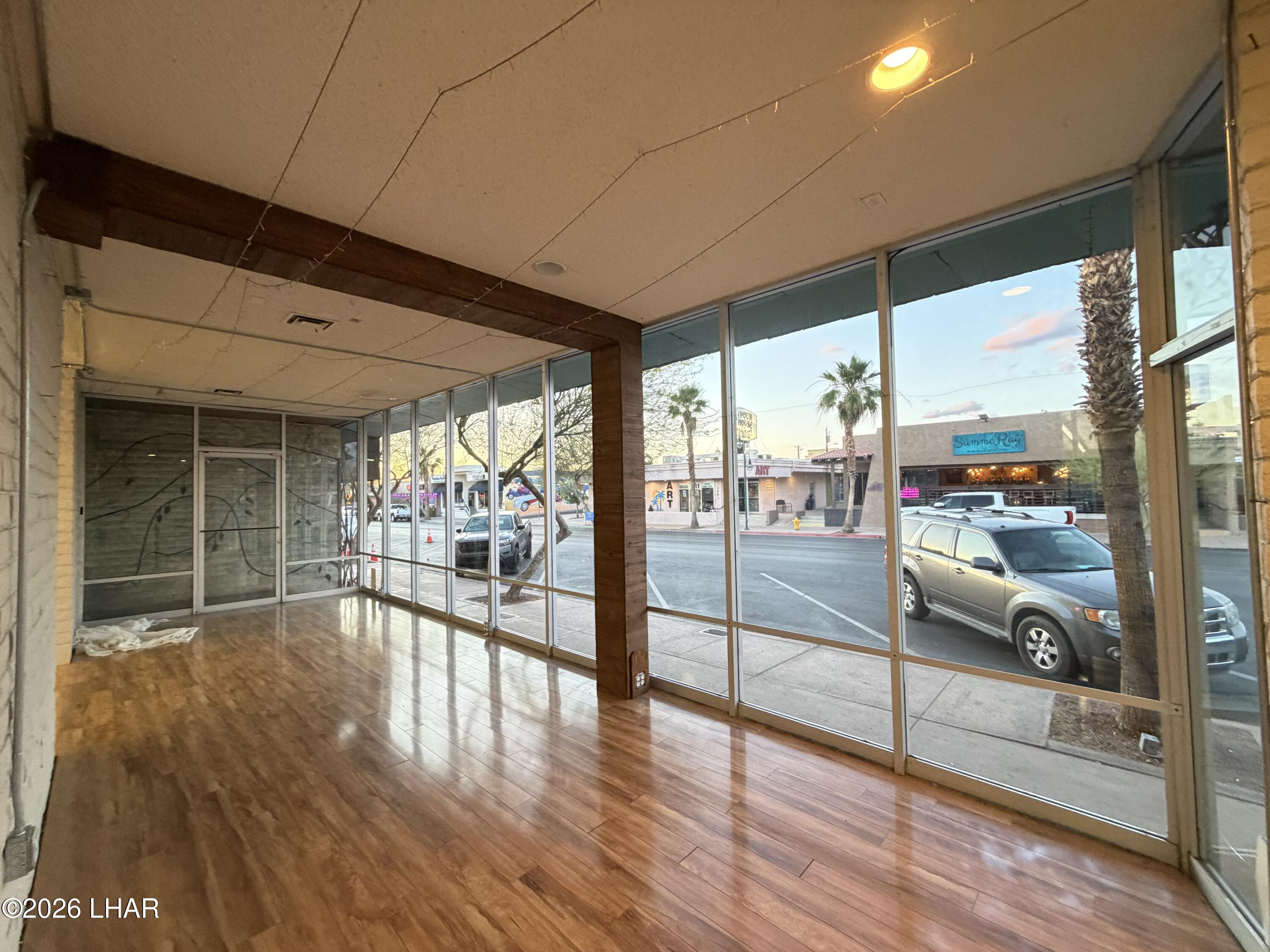 2088/2098 Mcculloch Blvd N Property Photo 15