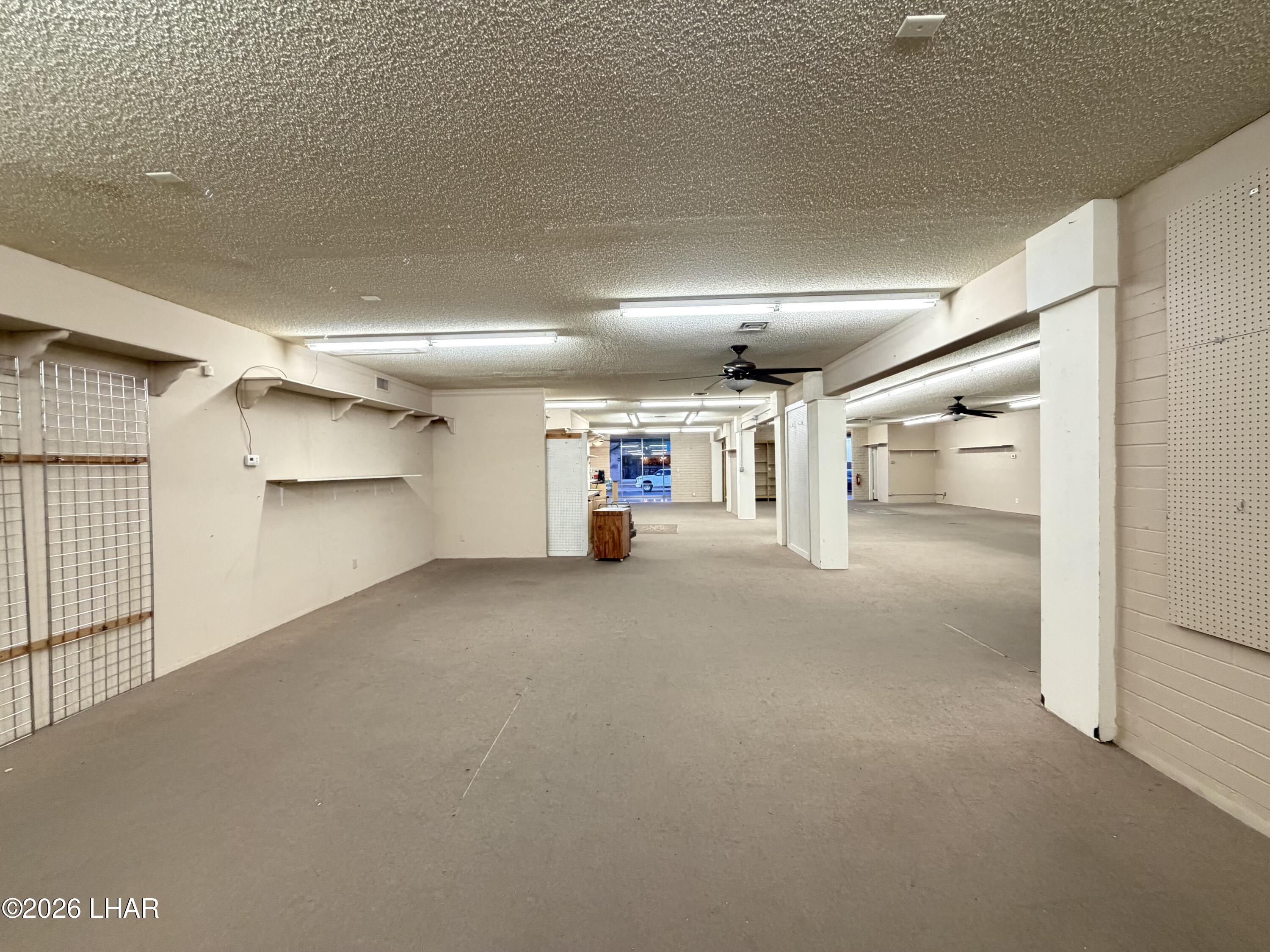2088/2098 Mcculloch Blvd N Property Photo 20