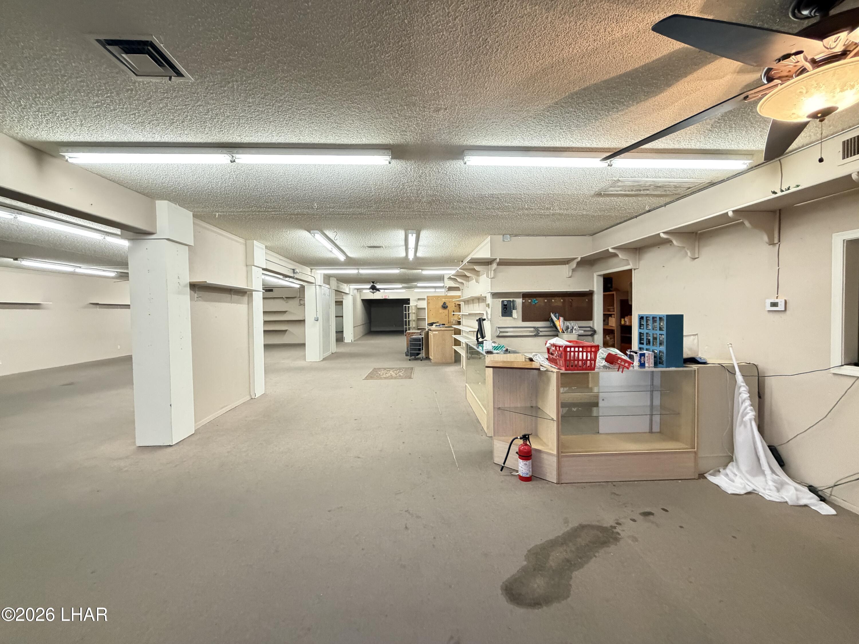 2088/2098 Mcculloch Blvd N Property Photo 21