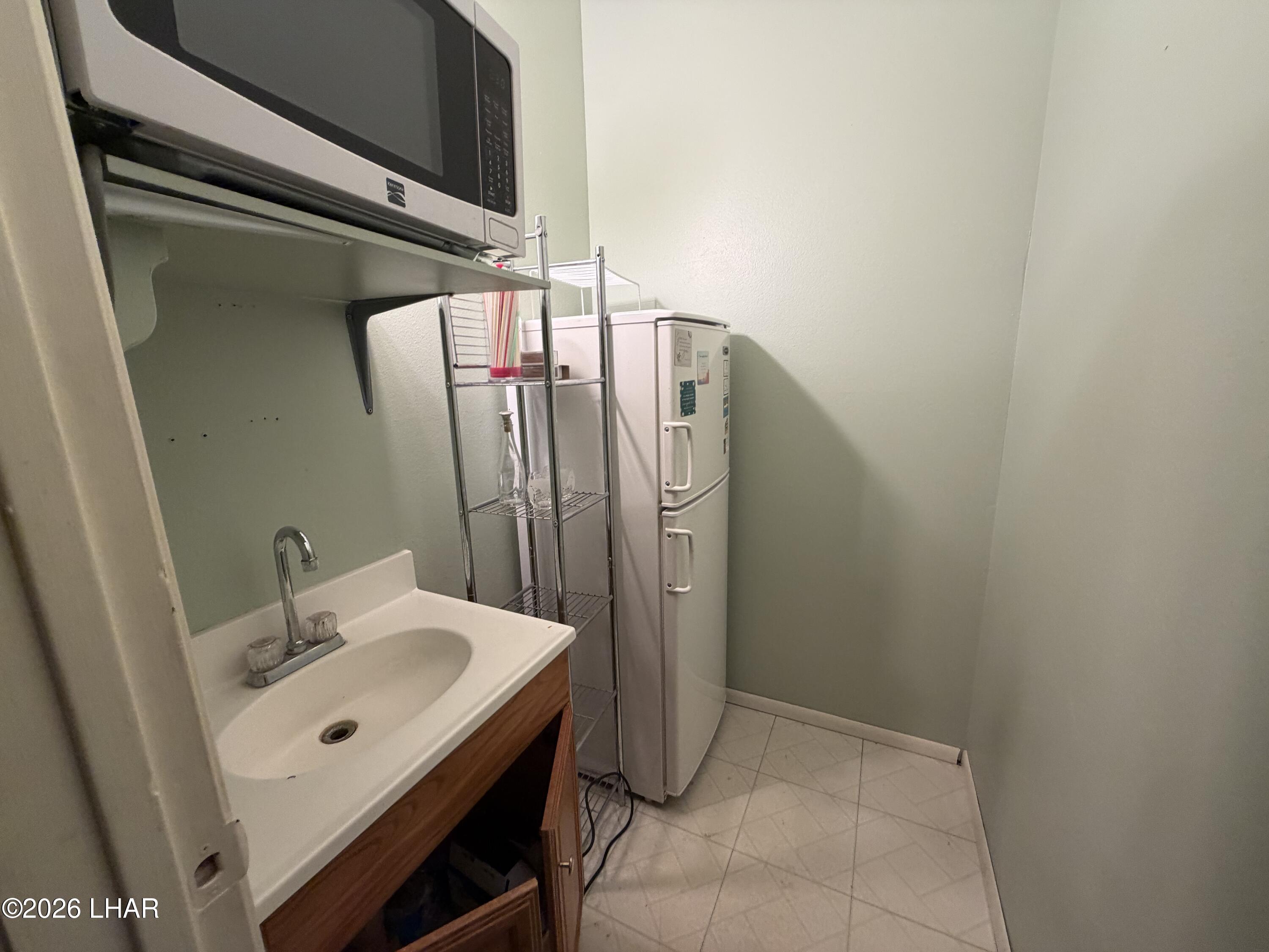 2088/2098 Mcculloch Blvd N Property Photo 27