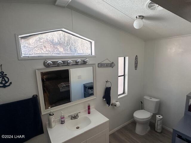 10599 Cove Ave Property Photo 12