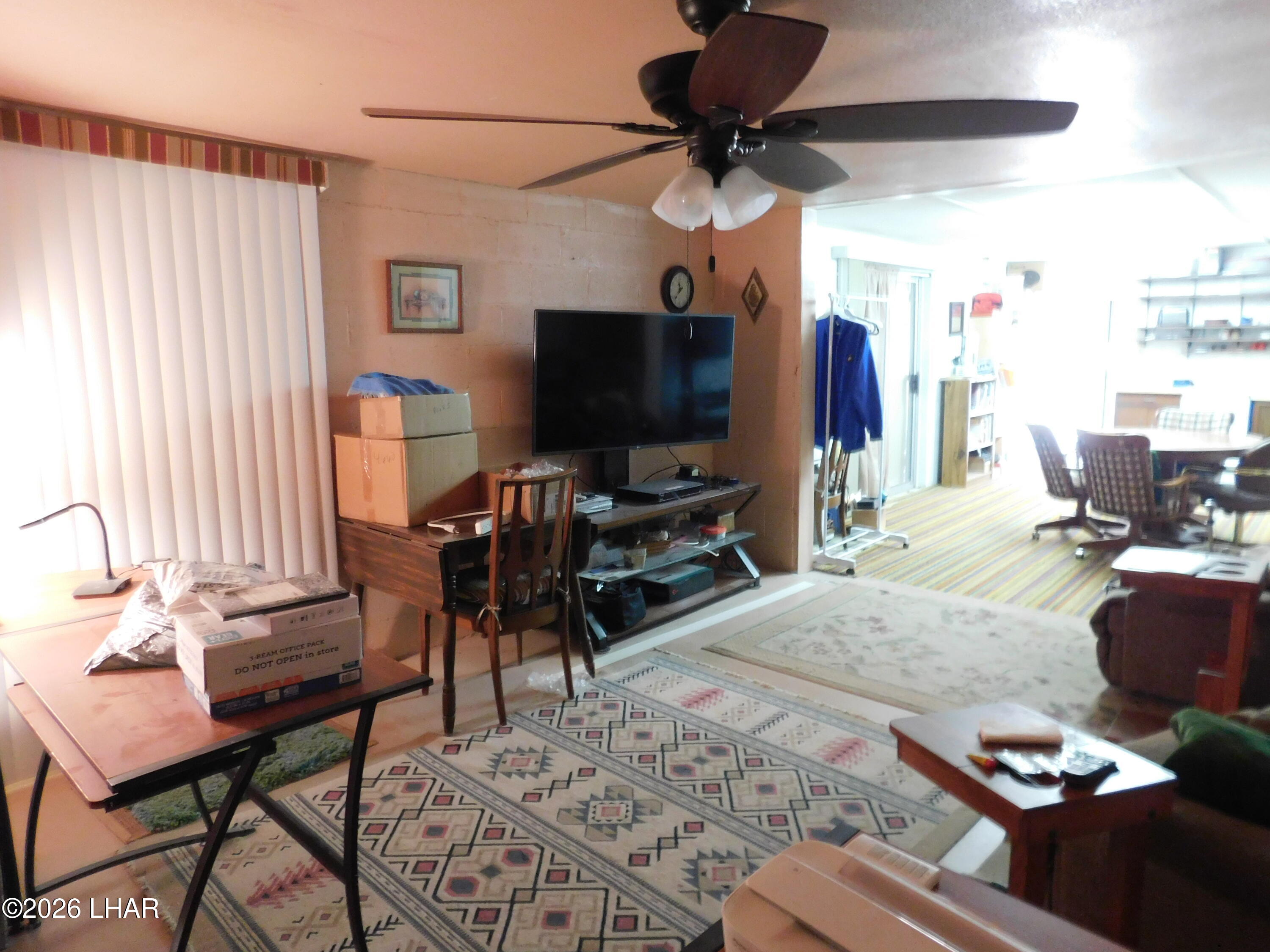1040 W Pyramid St Property Photo 18