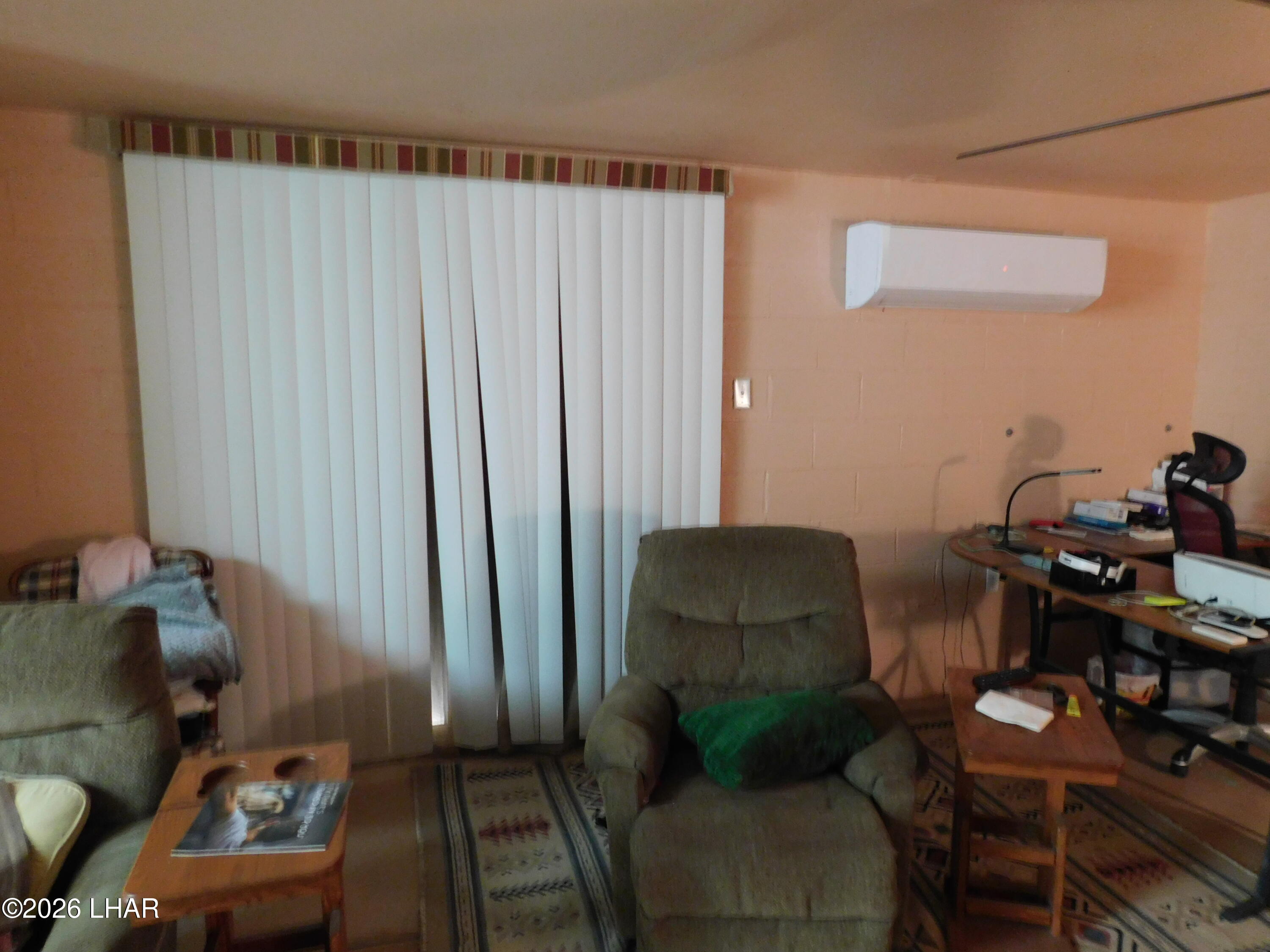 1040 W Pyramid St Property Photo 19