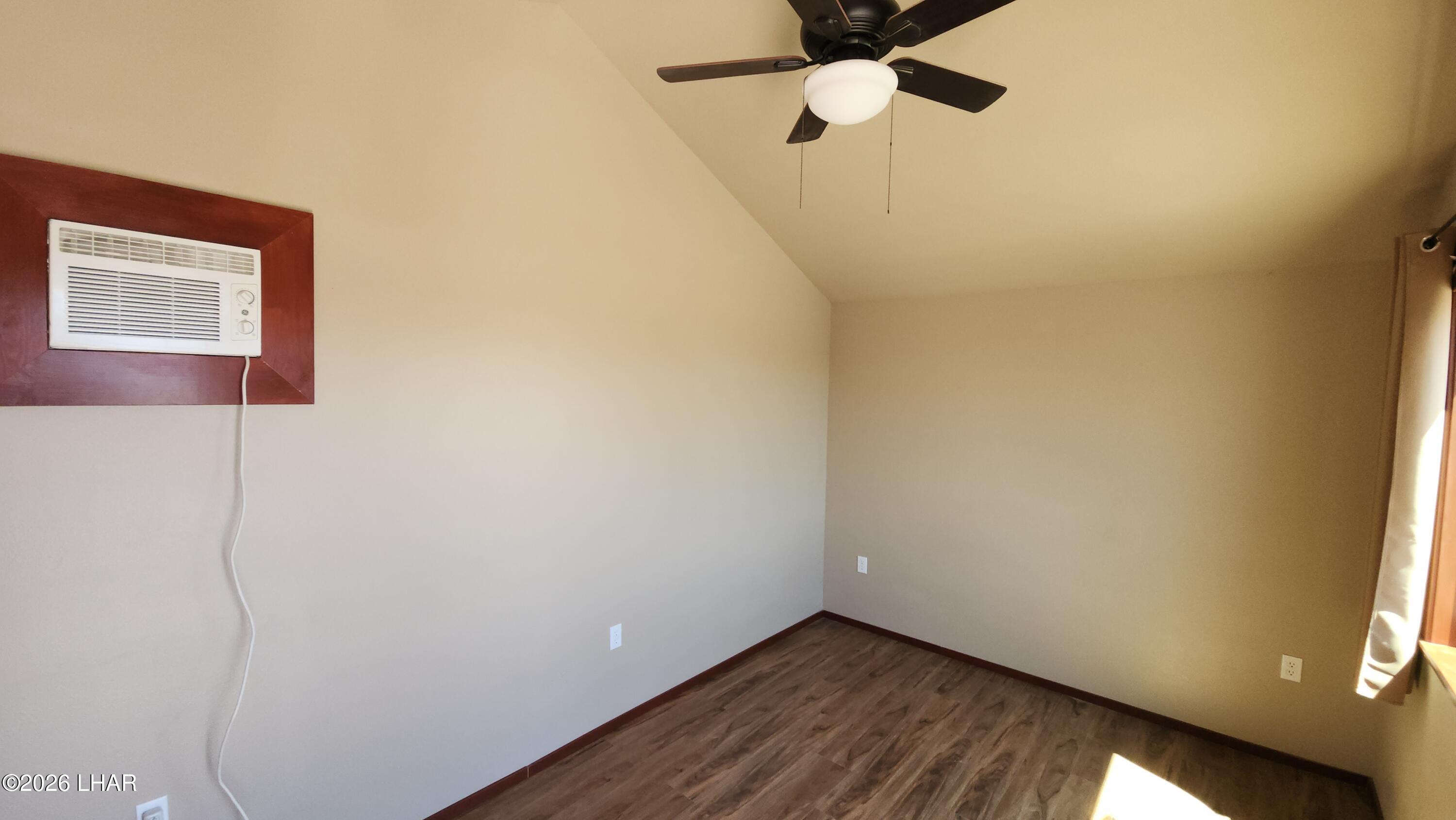 30 N Juniper Rd Property Photo 5