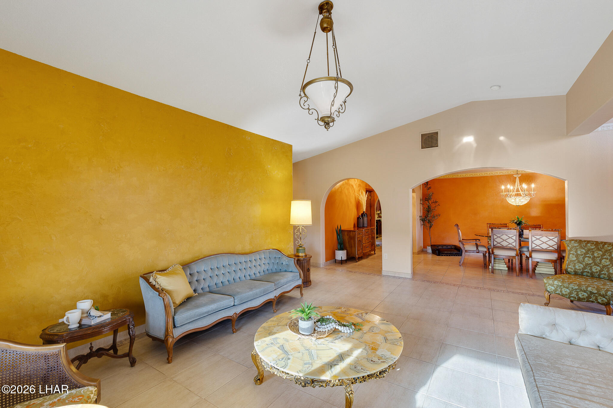 2775 Briarcrest Dr Property Photo 8