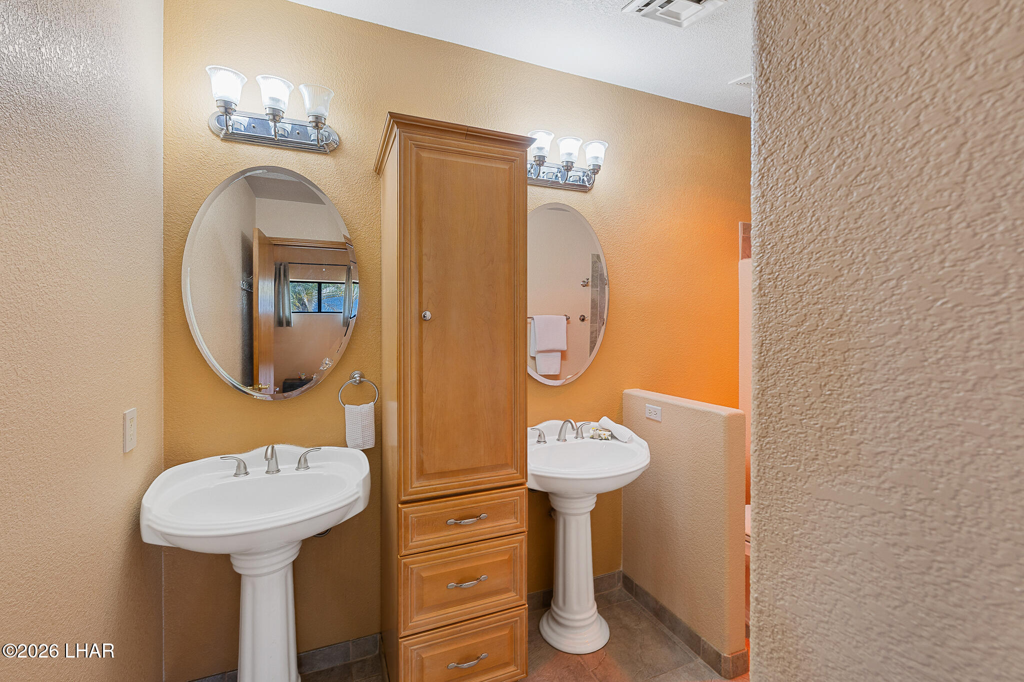 2775 Briarcrest Dr Property Photo 34