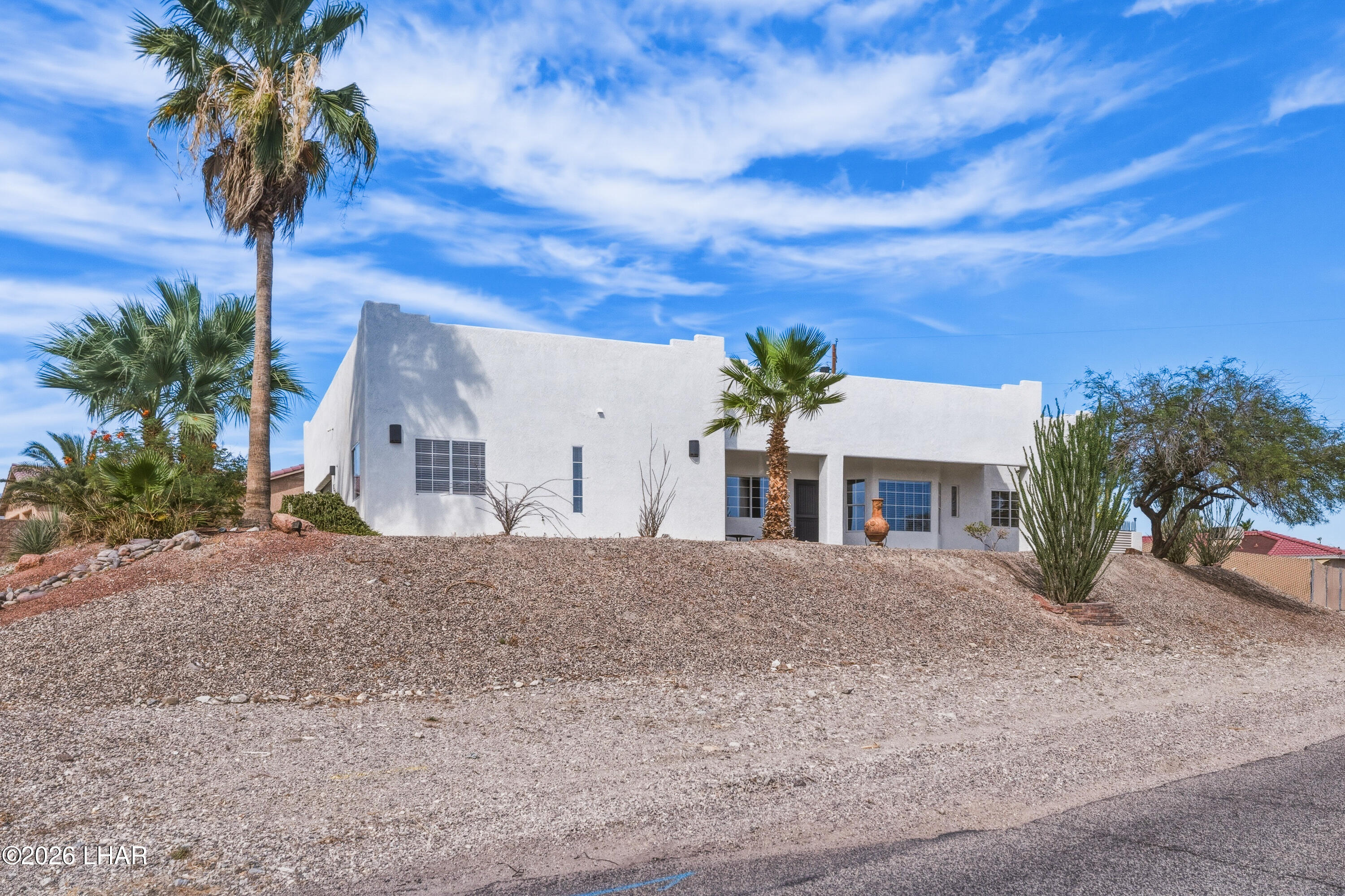 784 Cactus Dr Property Photo 5