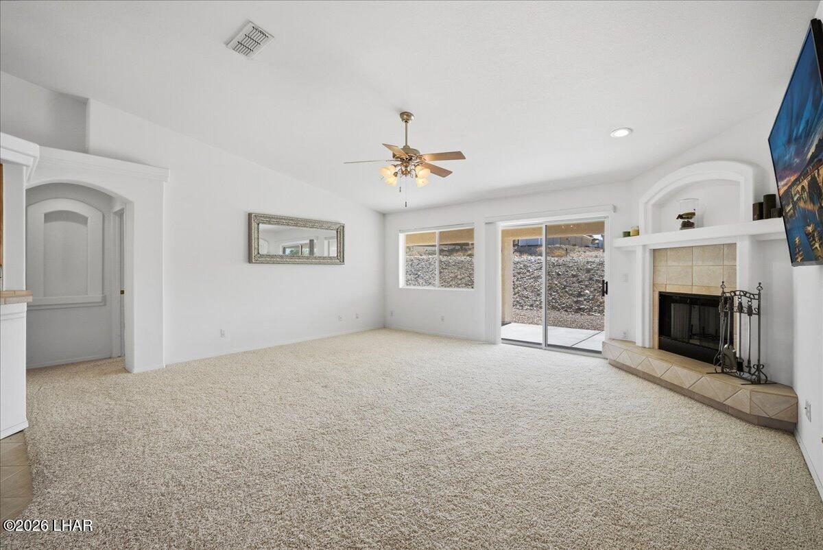 3244 Sheik Dr Property Photo 6