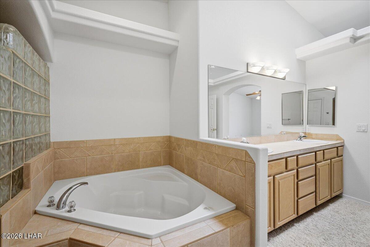 3244 Sheik Dr Property Photo 17