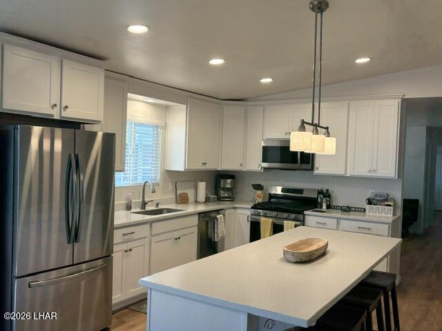 239 E Riverfront Dr 305 Property Photo 2