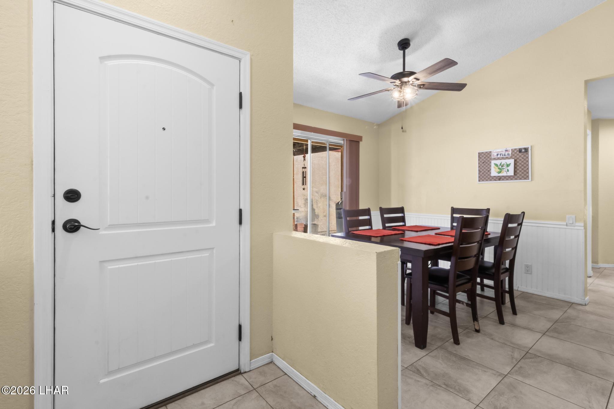 1132 Cibecue Dr Property Photo 4