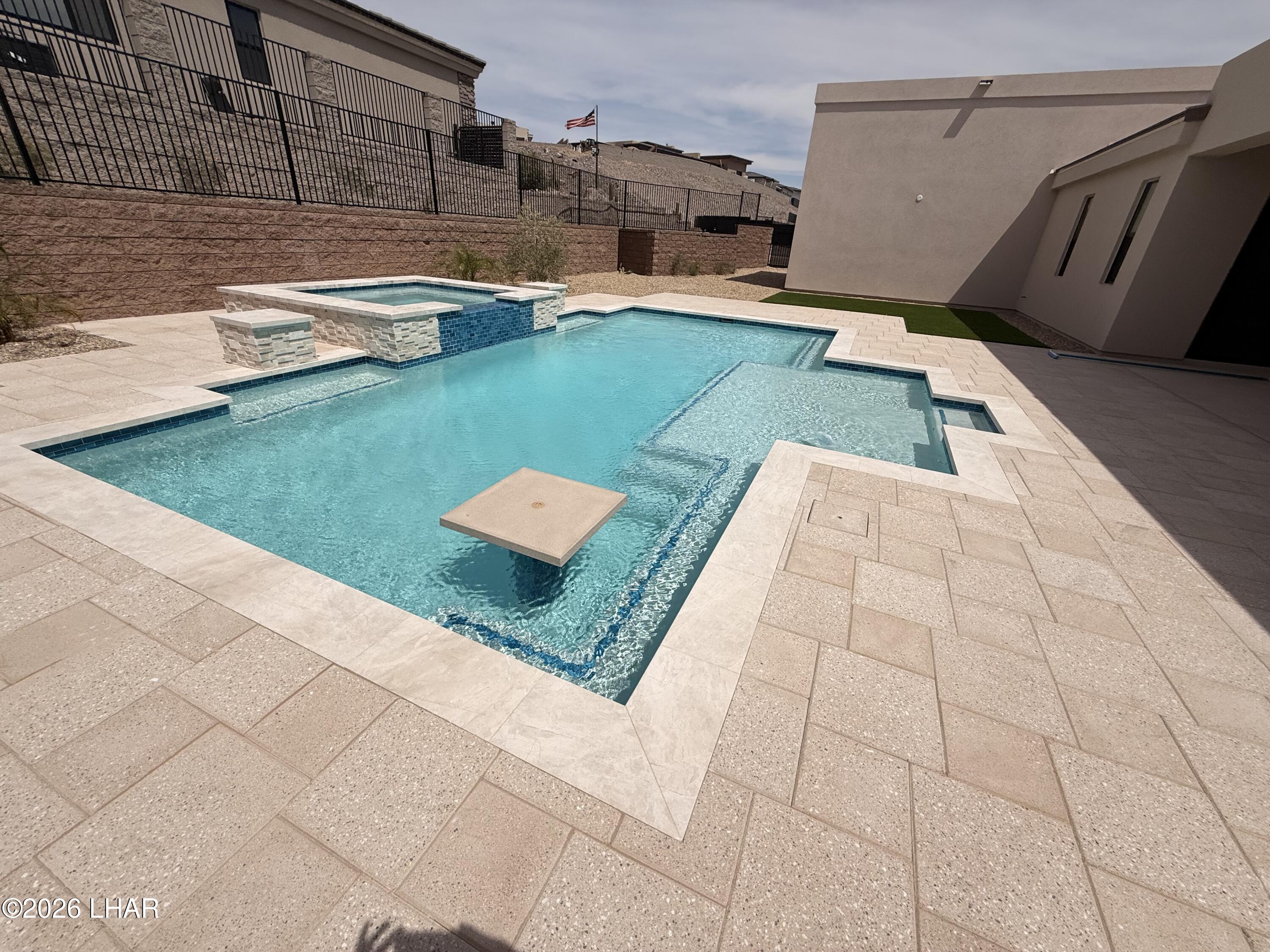 6335 Avienda De Las Colinas Property Photo 45