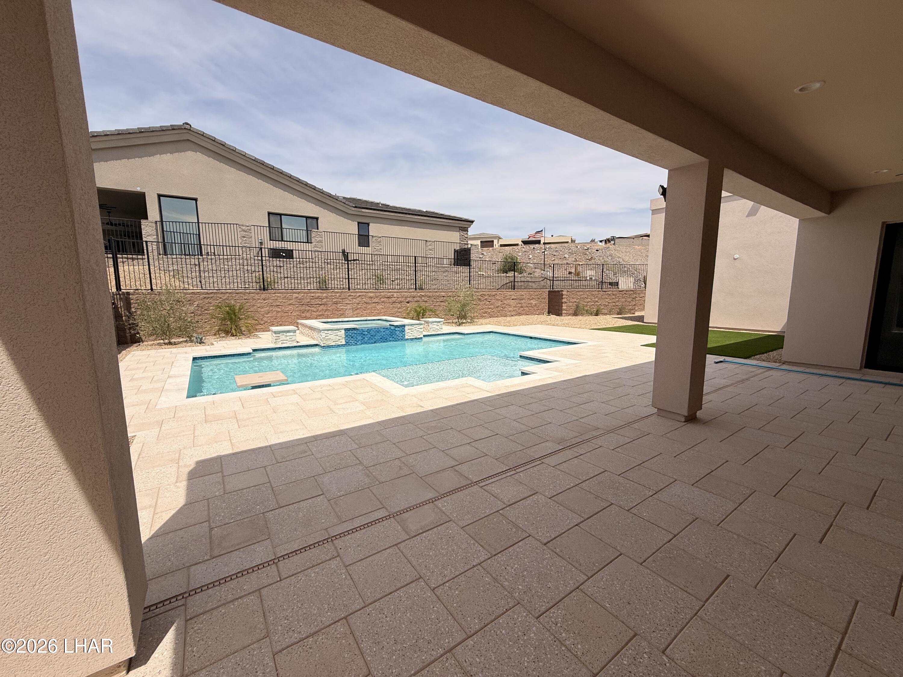 6335 Avienda De Las Colinas Property Photo 49