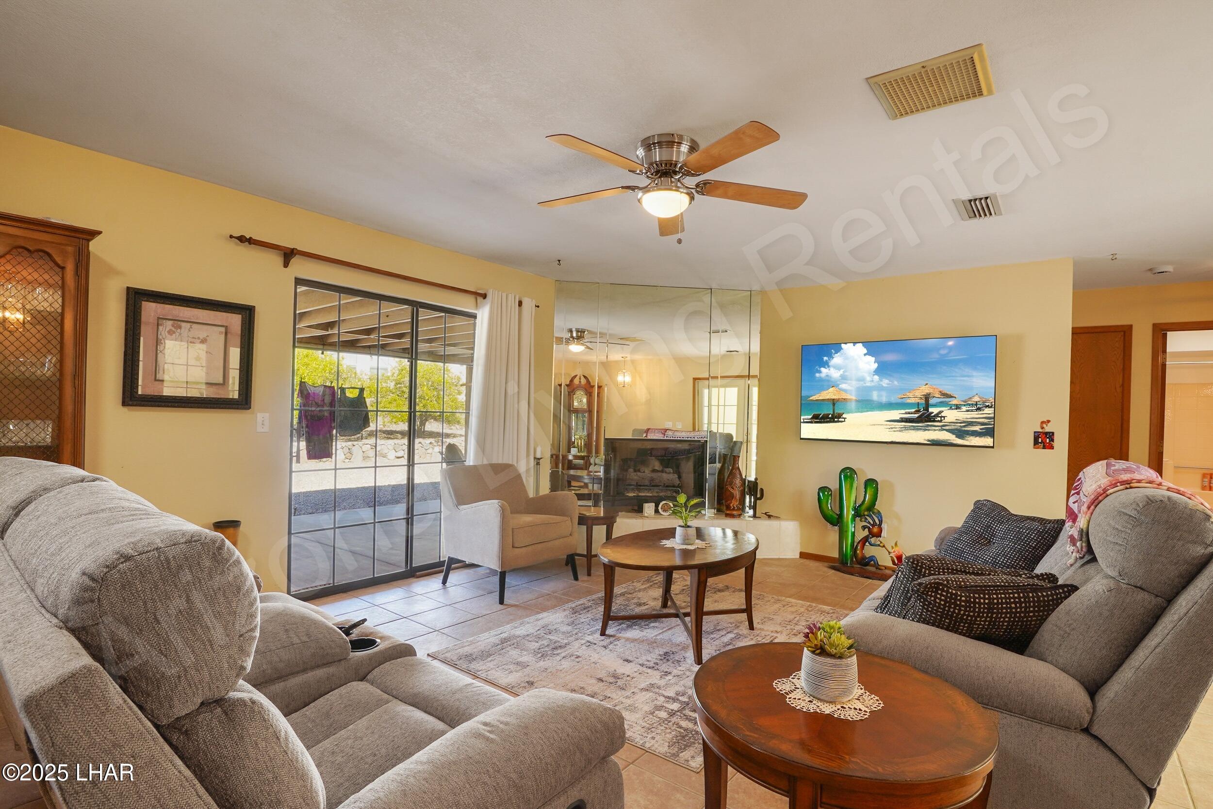 3545 Chemehuevi Blvd Property Photo 4