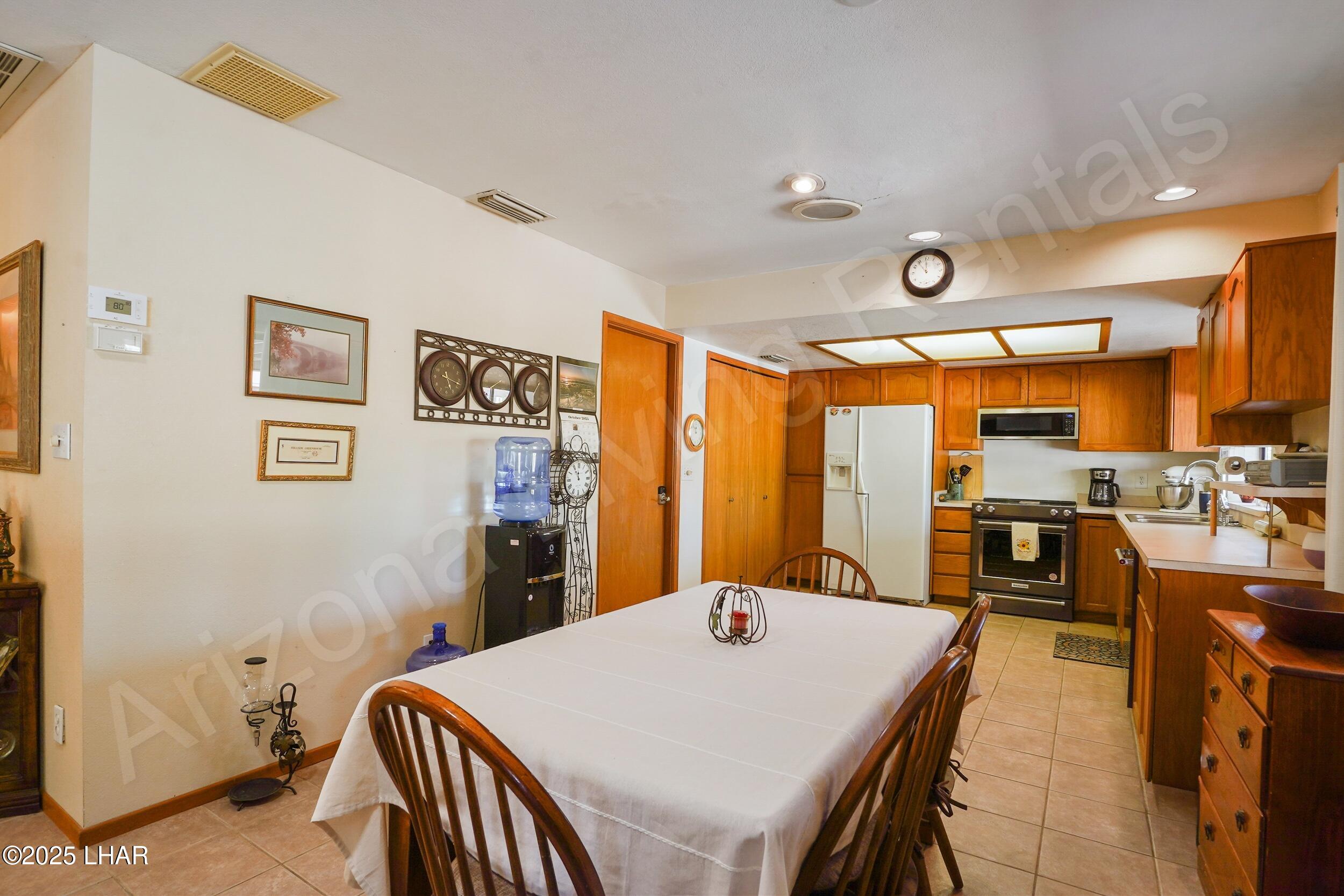 3545 Chemehuevi Blvd Property Photo 6