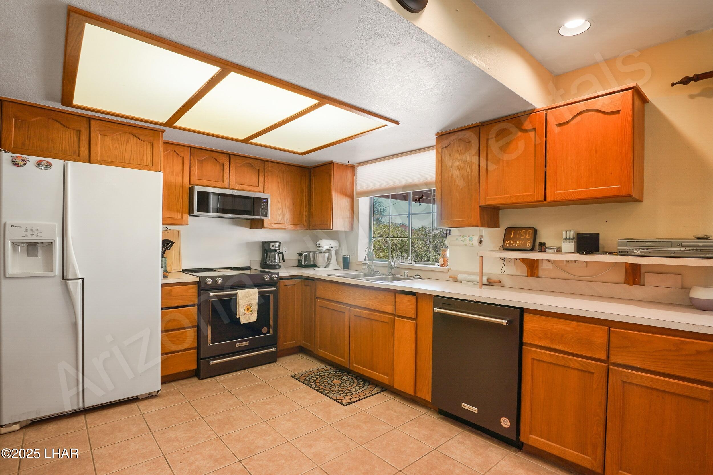 3545 Chemehuevi Blvd Property Photo 8