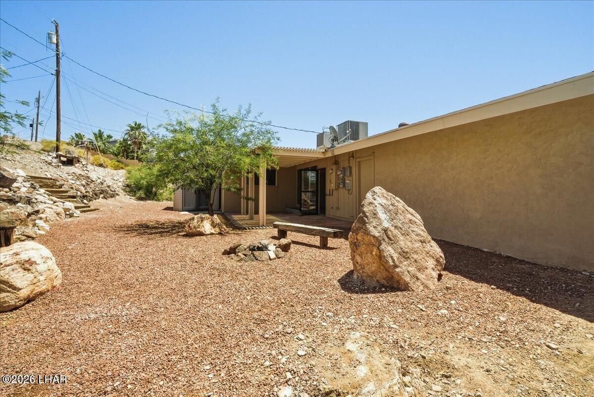 3631 Bluecrest Dr Property Photo 29