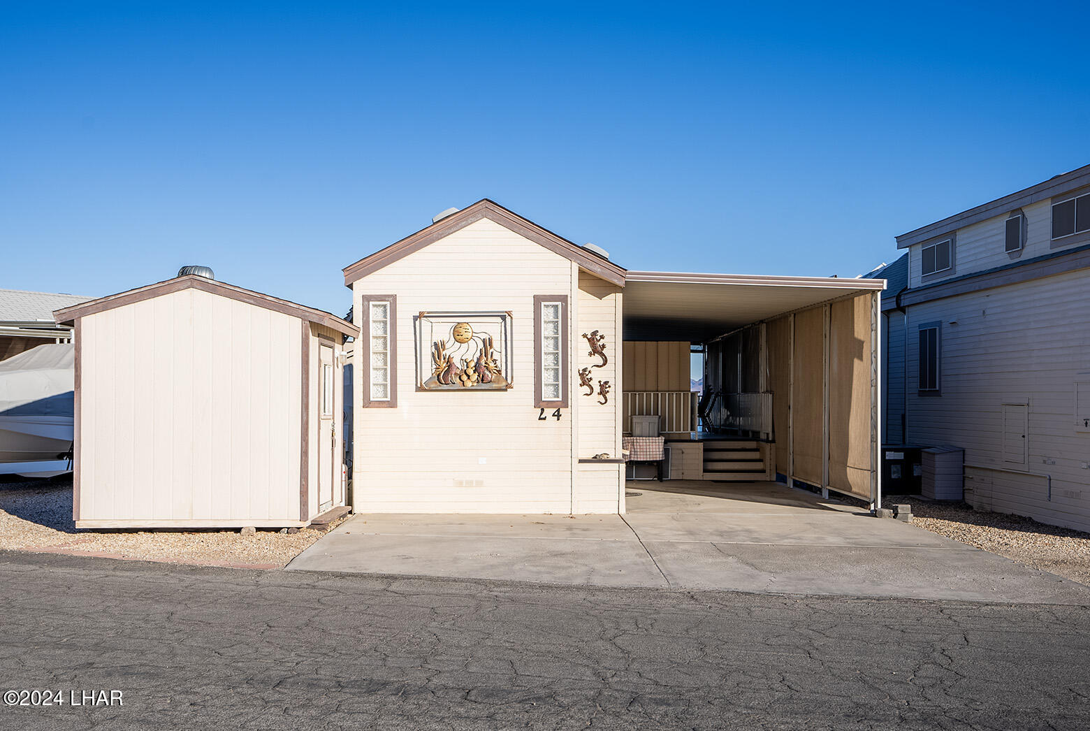 1534 Beachcomber Blvd L4 Property Photo 3