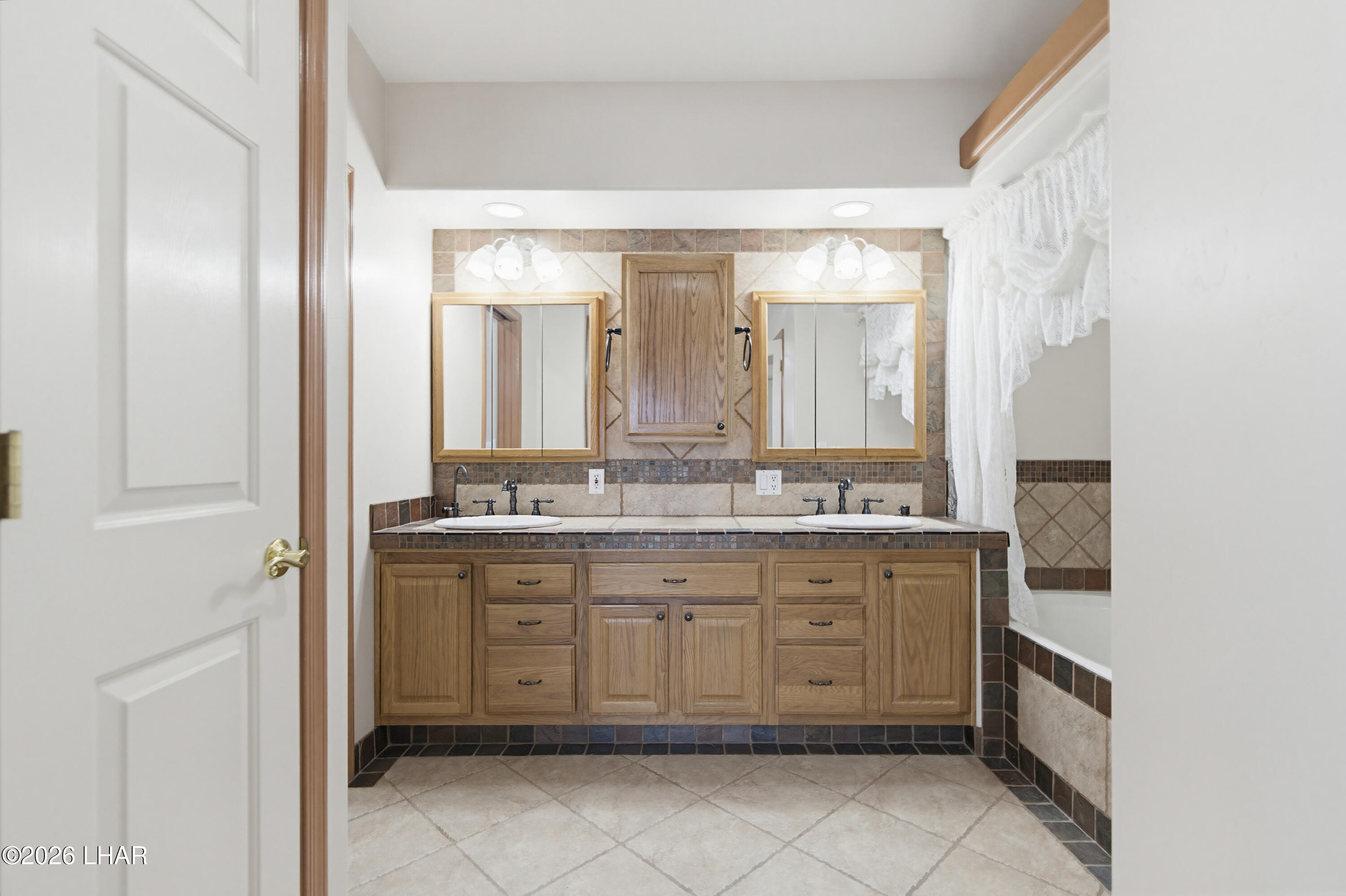 3333 Dune Dr Property Photo 26
