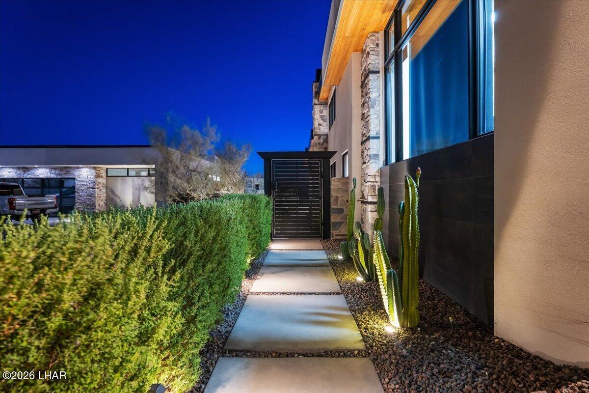 2234 Harbor Way Property Photo 11