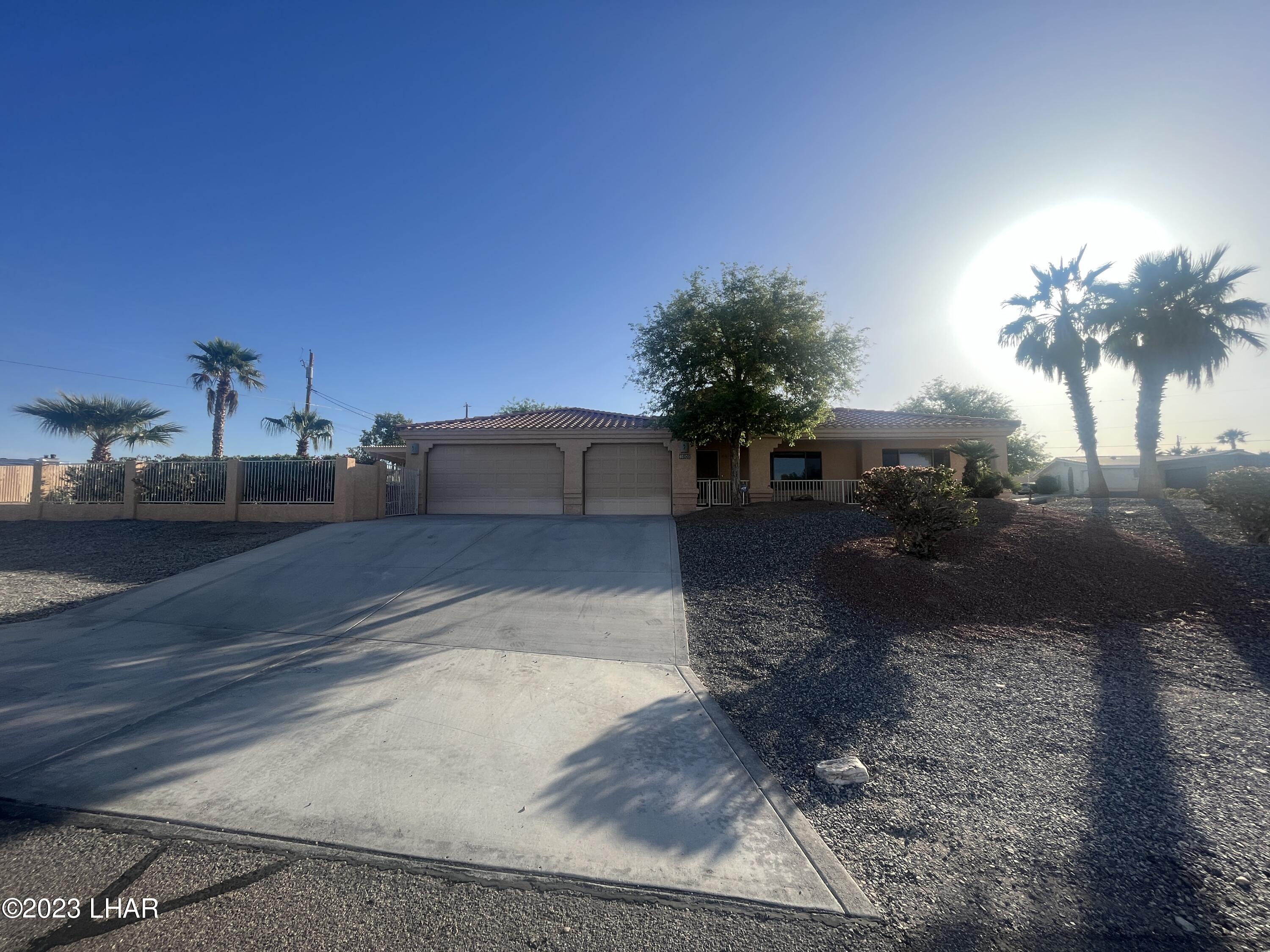 1650 Park Terrace Ave Property Photo 1