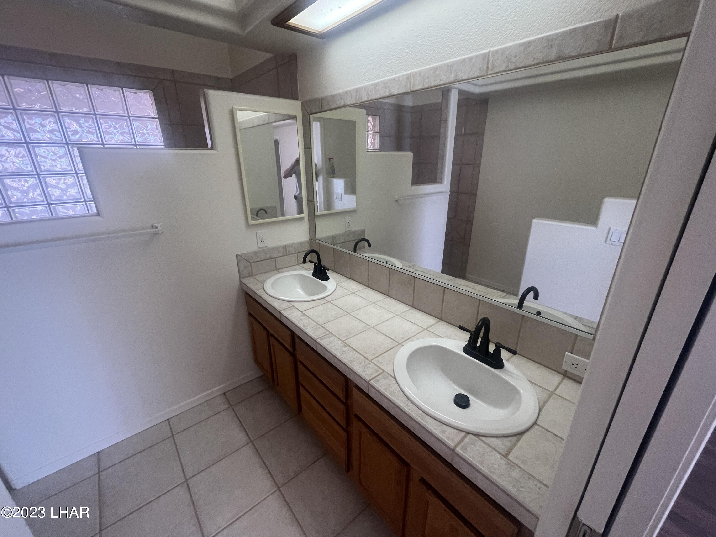 1650 Park Terrace Ave Property Photo 11