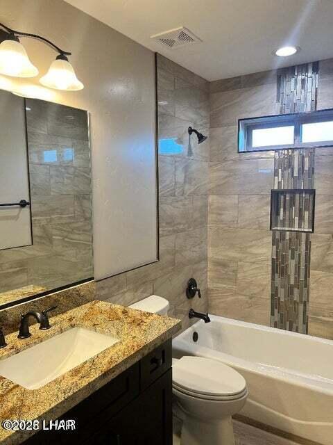 2425 Cloverlawn Dr 101 Property Photo 15