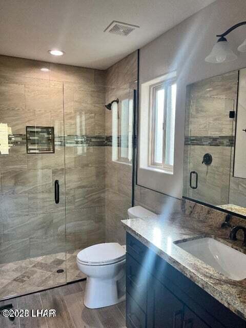 2425 Cloverlawn Dr 101 Property Photo 16