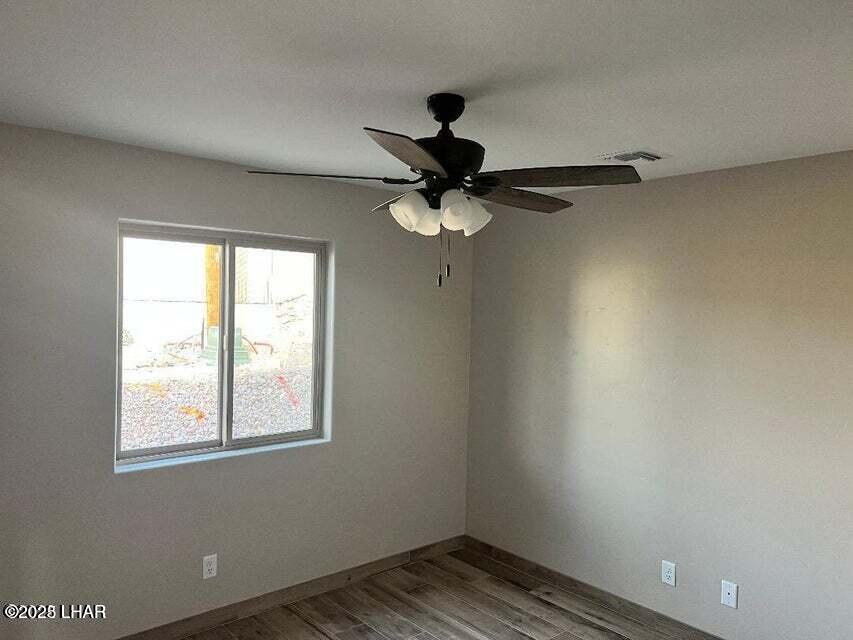 2425 Cloverlawn Dr 101 Property Photo 20