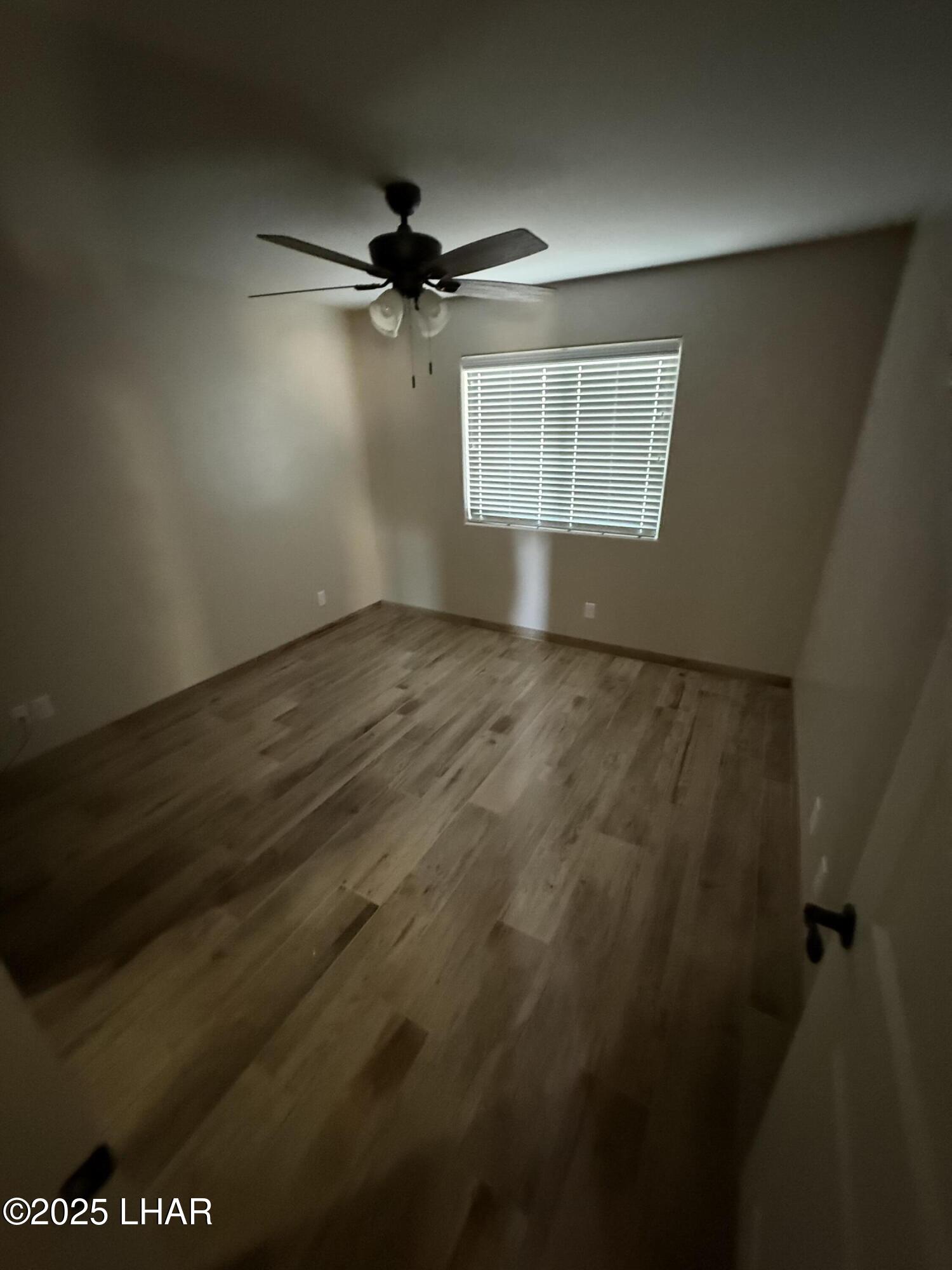 2425 Cloverlawn Dr 101 Property Photo 26