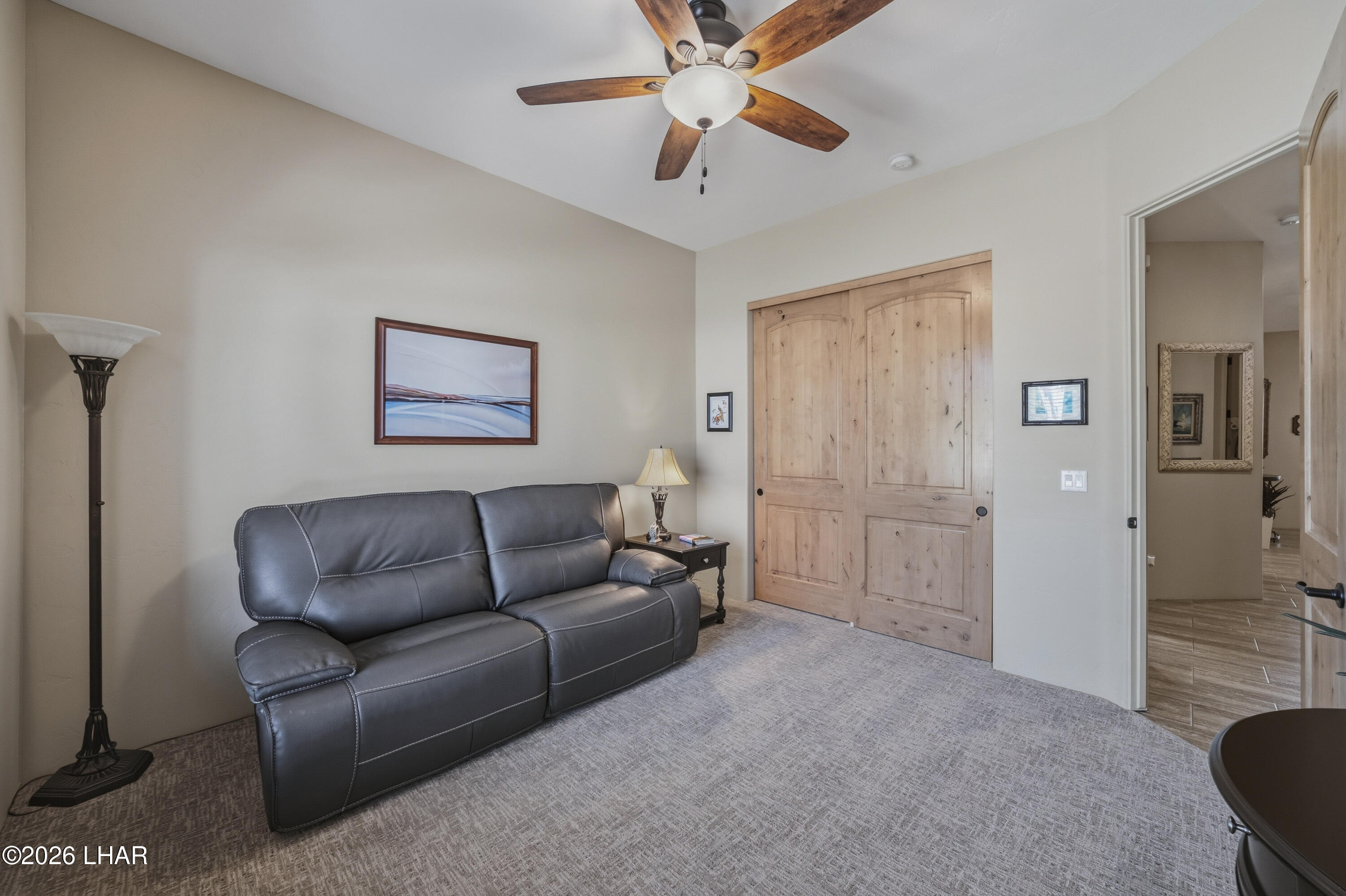 1864 E Savannah Bend Property Photo 41