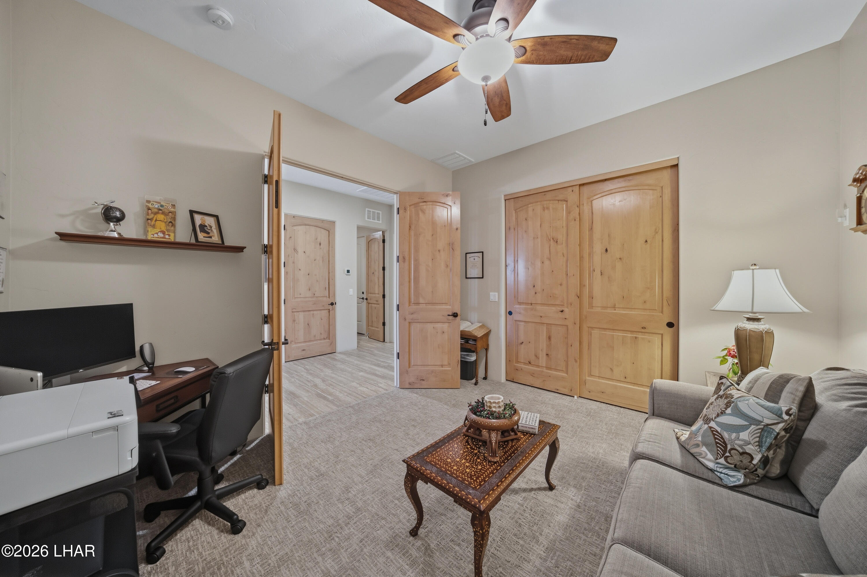 1864 E Savannah Bend Property Photo 46