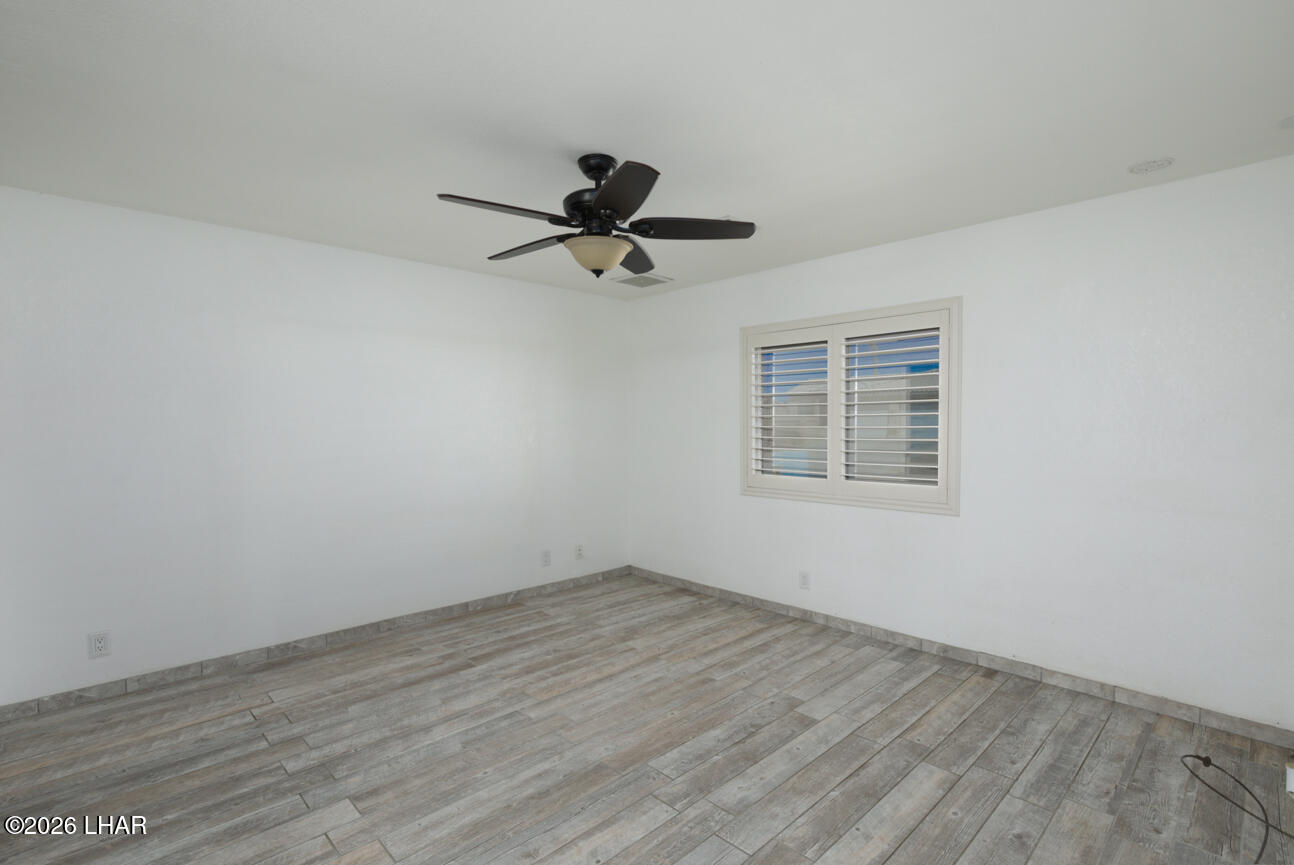 2636 Sunkentree Dr Property Photo 16