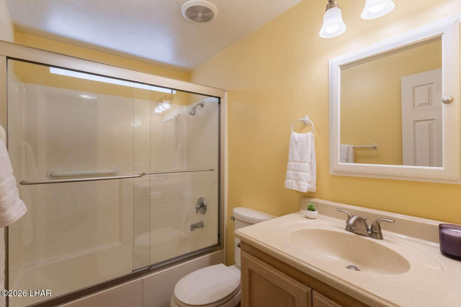 3040 N Lake Cir Property Photo 24