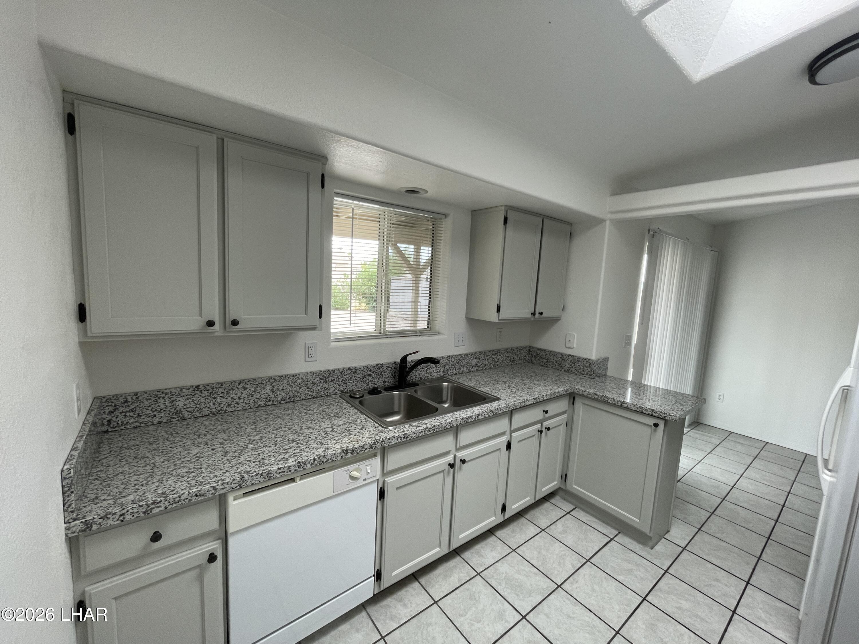 3724 Cholla Dr Property Photo 4