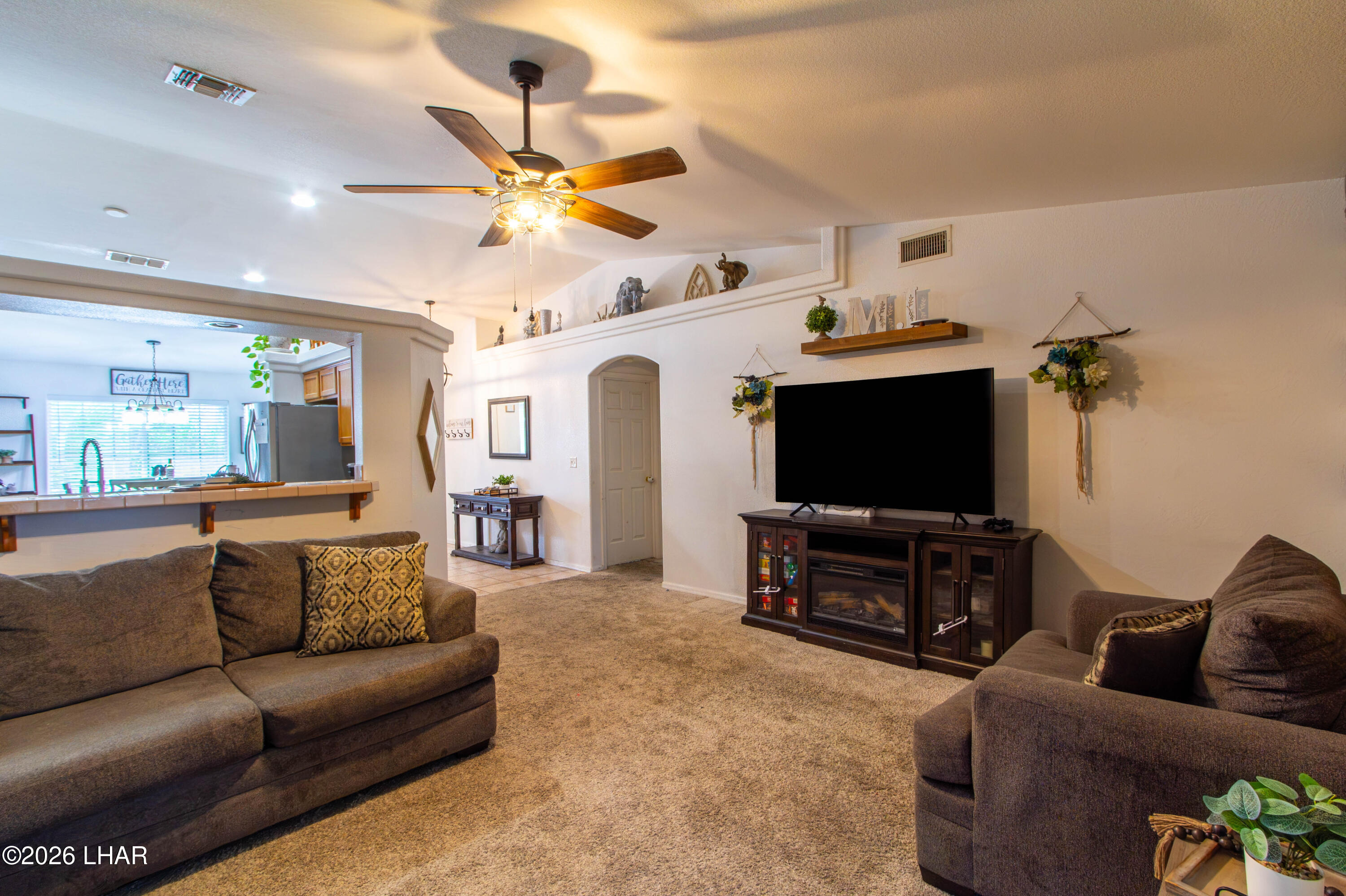 2819 Mcculloch Blvd N Property Photo 8
