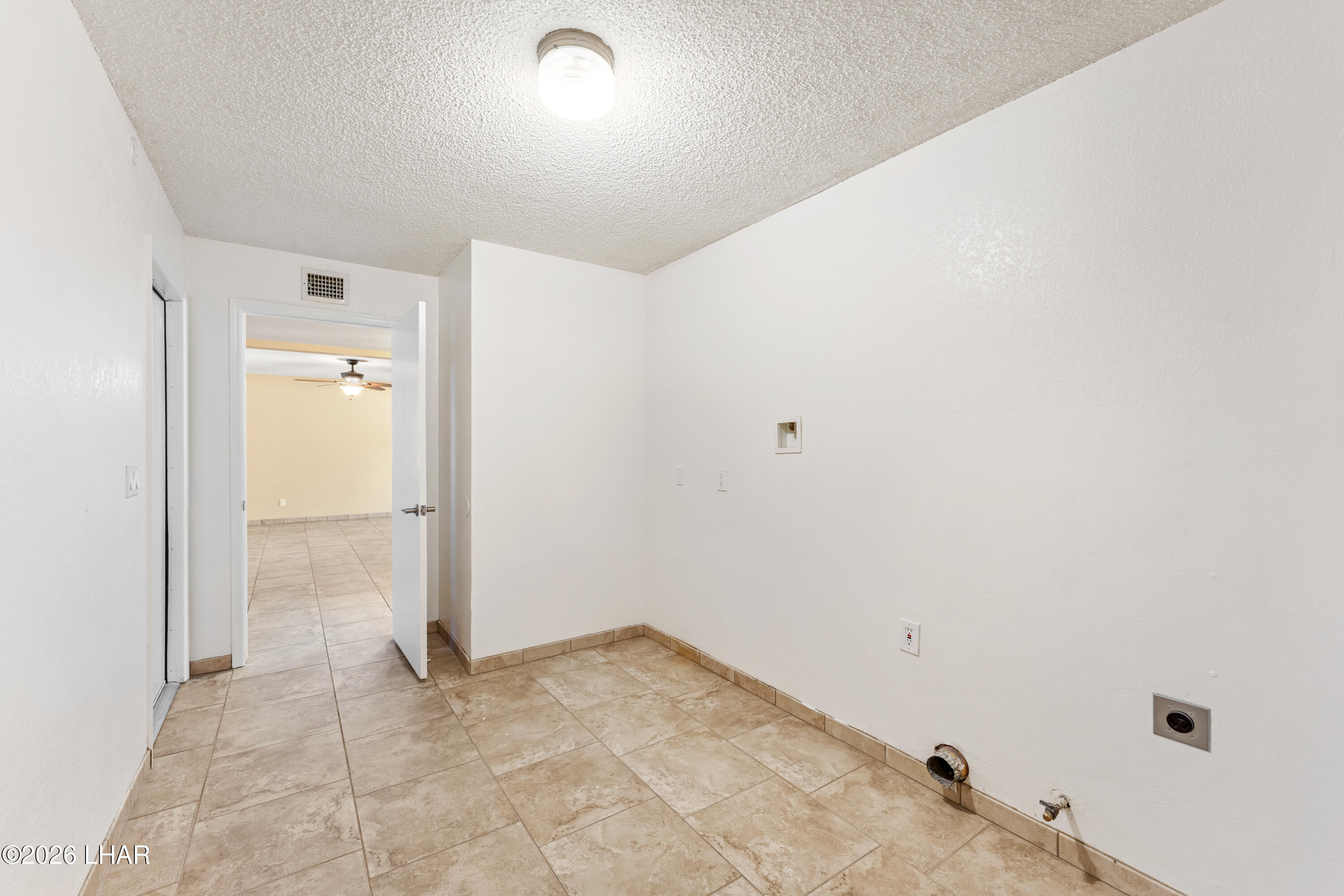 597 Riverboat Dr Property Photo 17