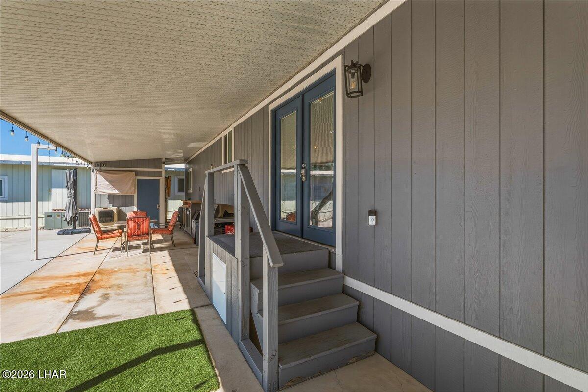 601 Beachcomber Blvd 342 Property Photo 4