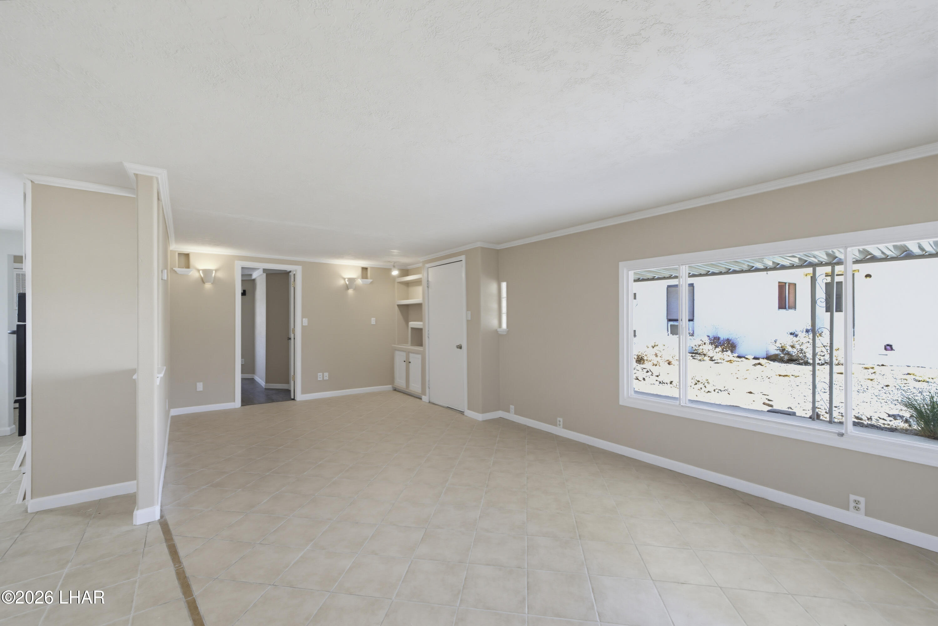 1565 Russell Dr Property Photo 6