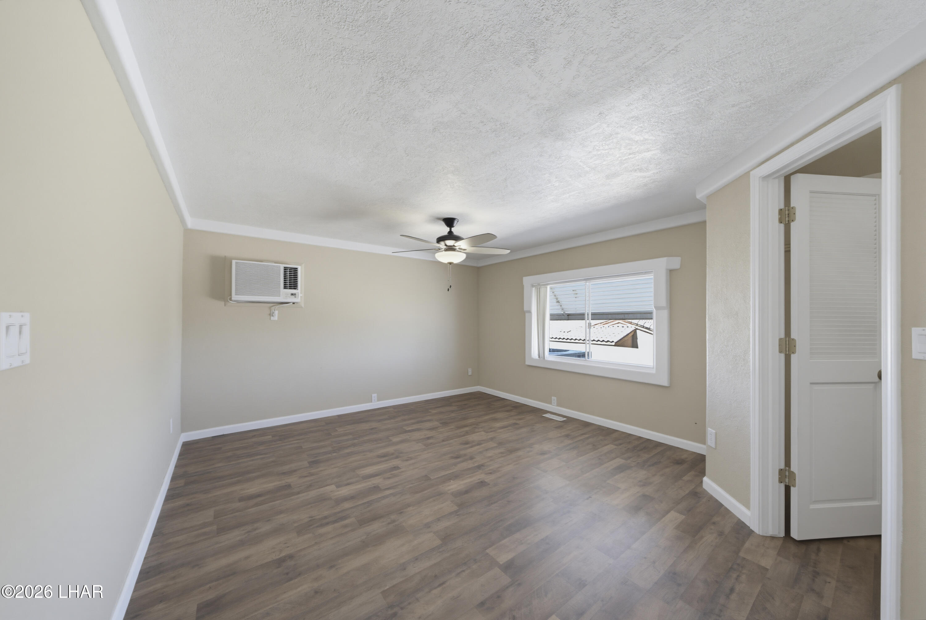 1565 Russell Dr Property Photo 20