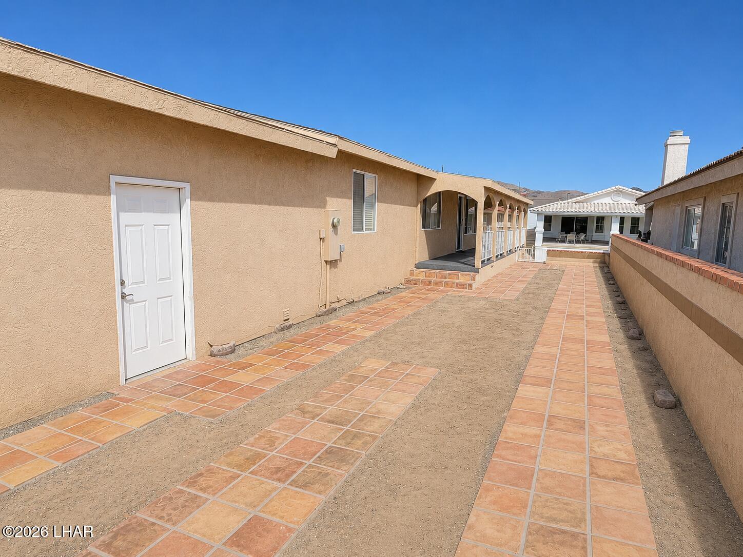 8701 Moovalya Dr Property Photo 4