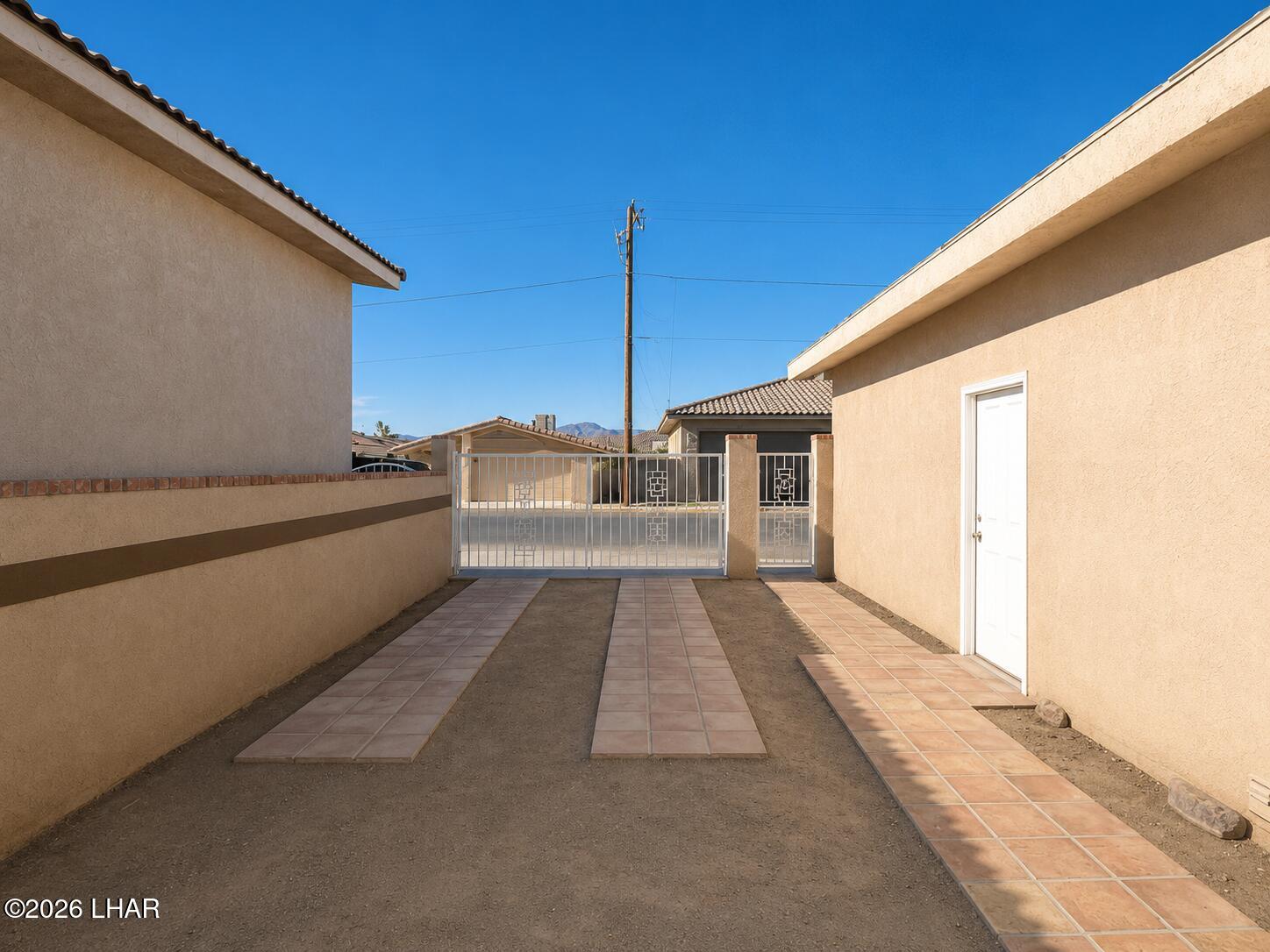 8701 Moovalya Dr Property Photo 5