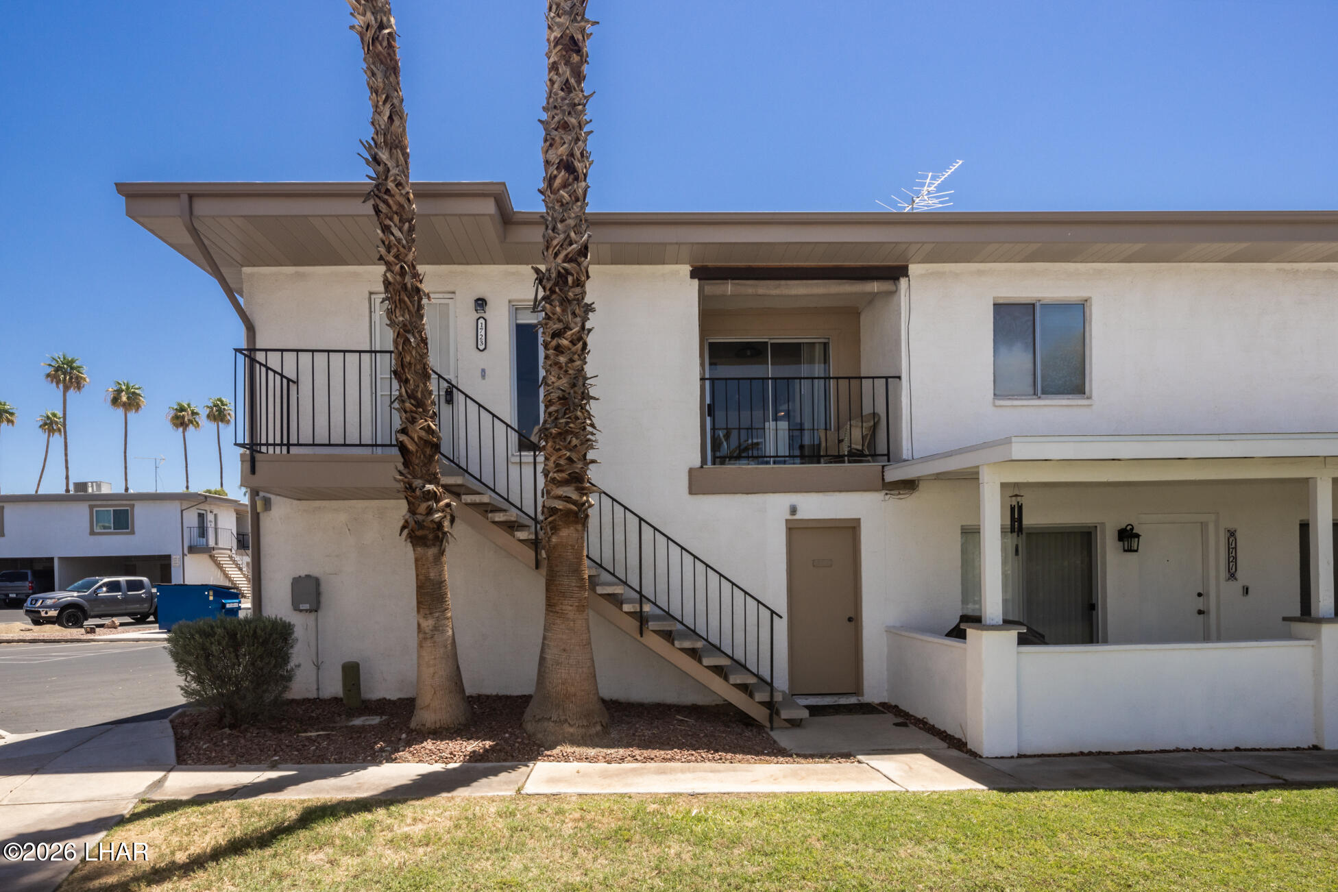 1723 Montana Vista D Property Photo 1